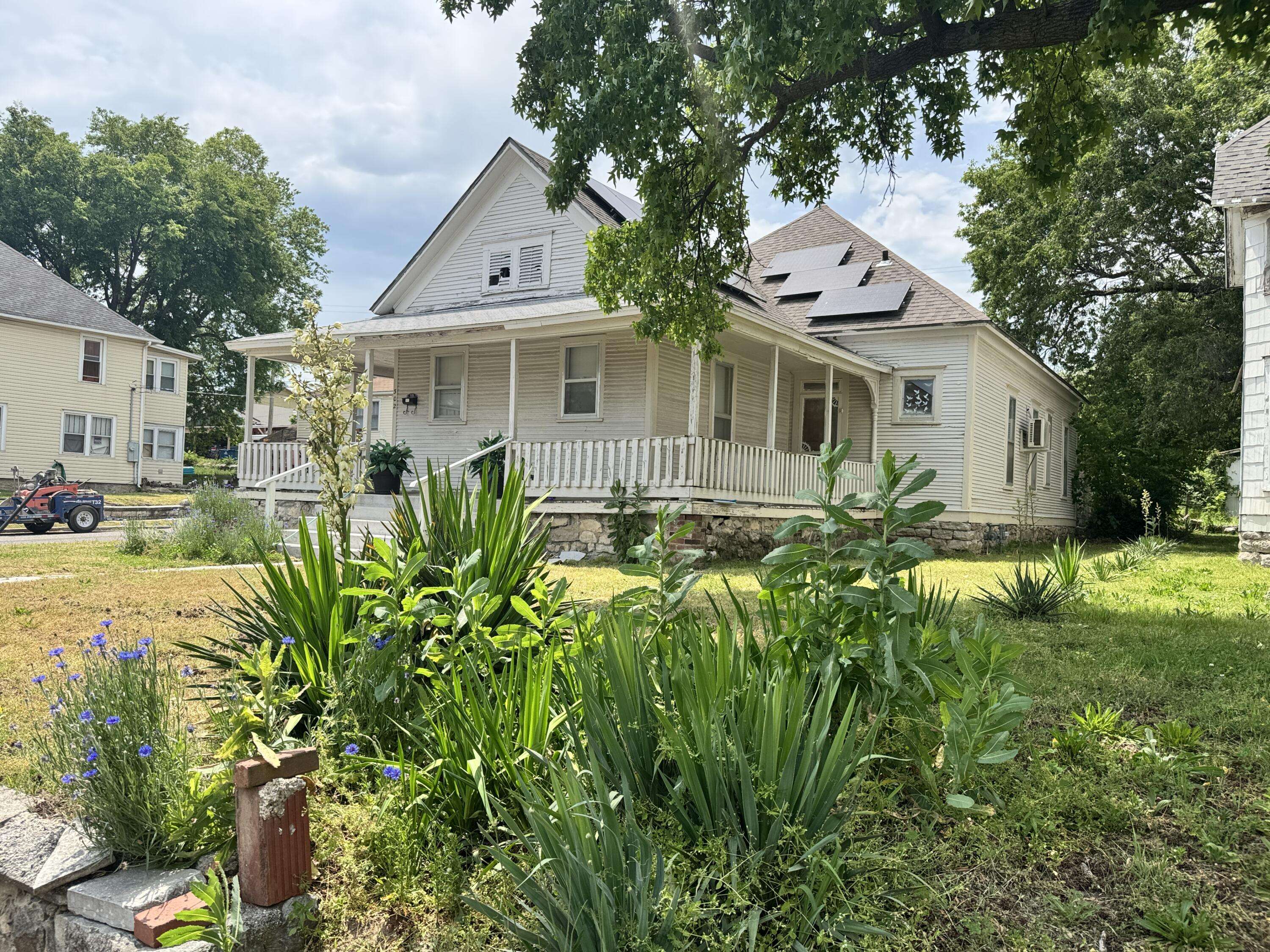 302 N Joplin AVE, Joplin, MO 64801