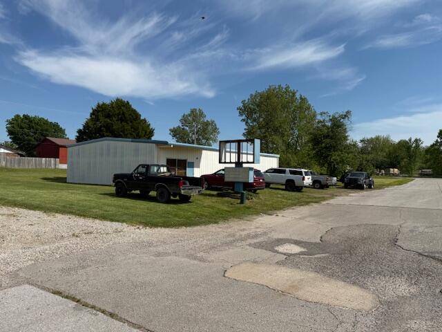 522 Sycamore AVE, Aurora, MO 65605