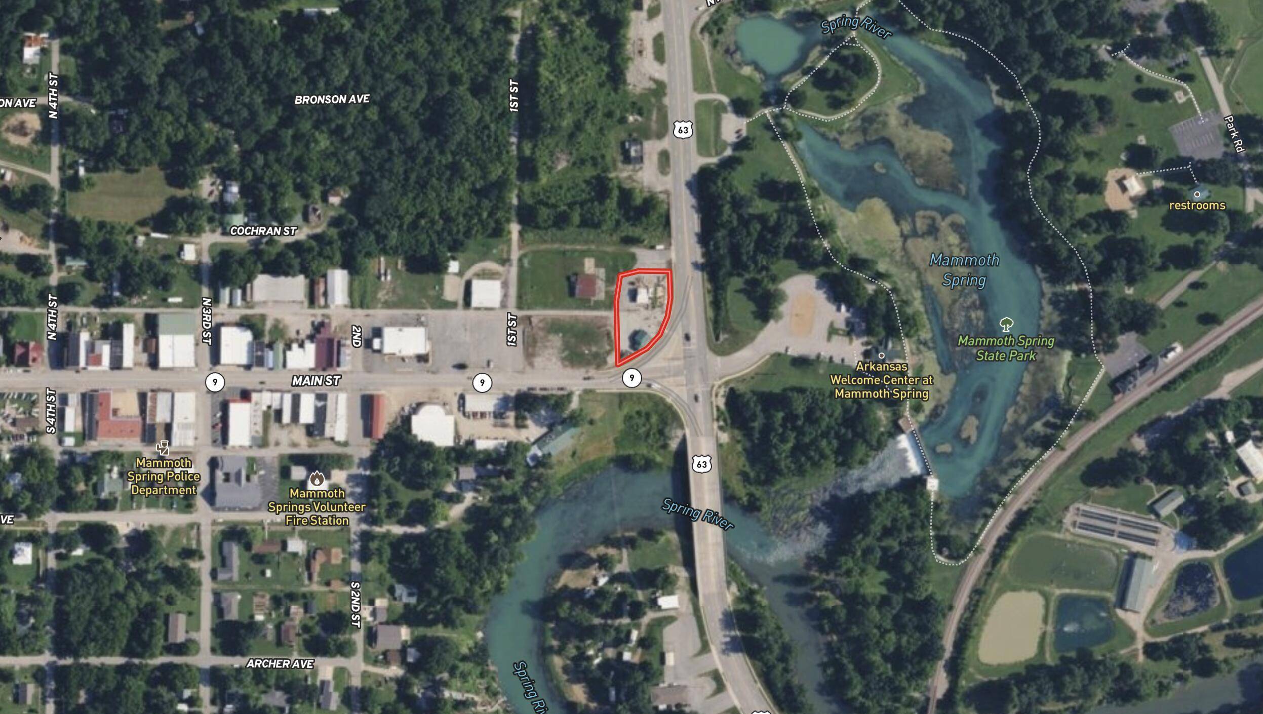 15 Main ST, Mammoth Spring, AR 72554