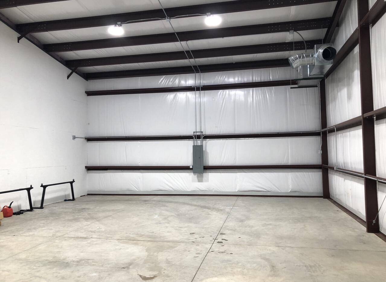 125 Mandolin DR, Kirbyville, MO 65679
