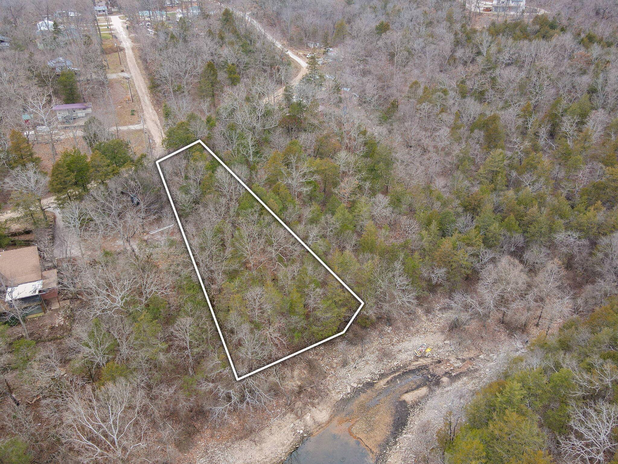 000 Mill Bridge Throughway, Lampe, MO 65681