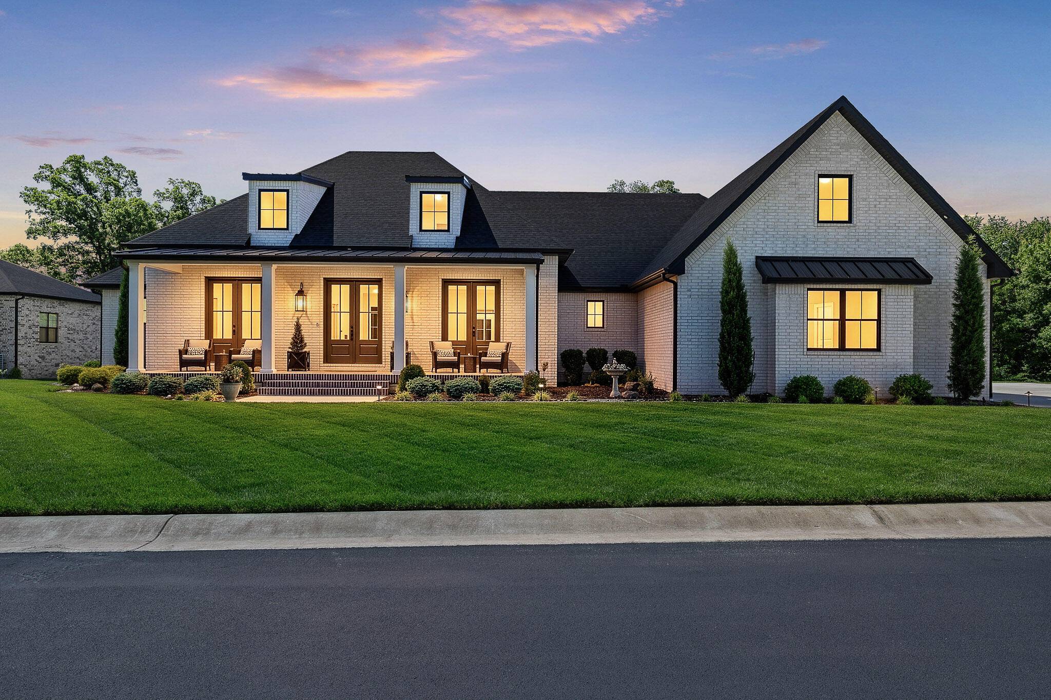 312 Copper Oaks DR, Carl Junction, MO 64834