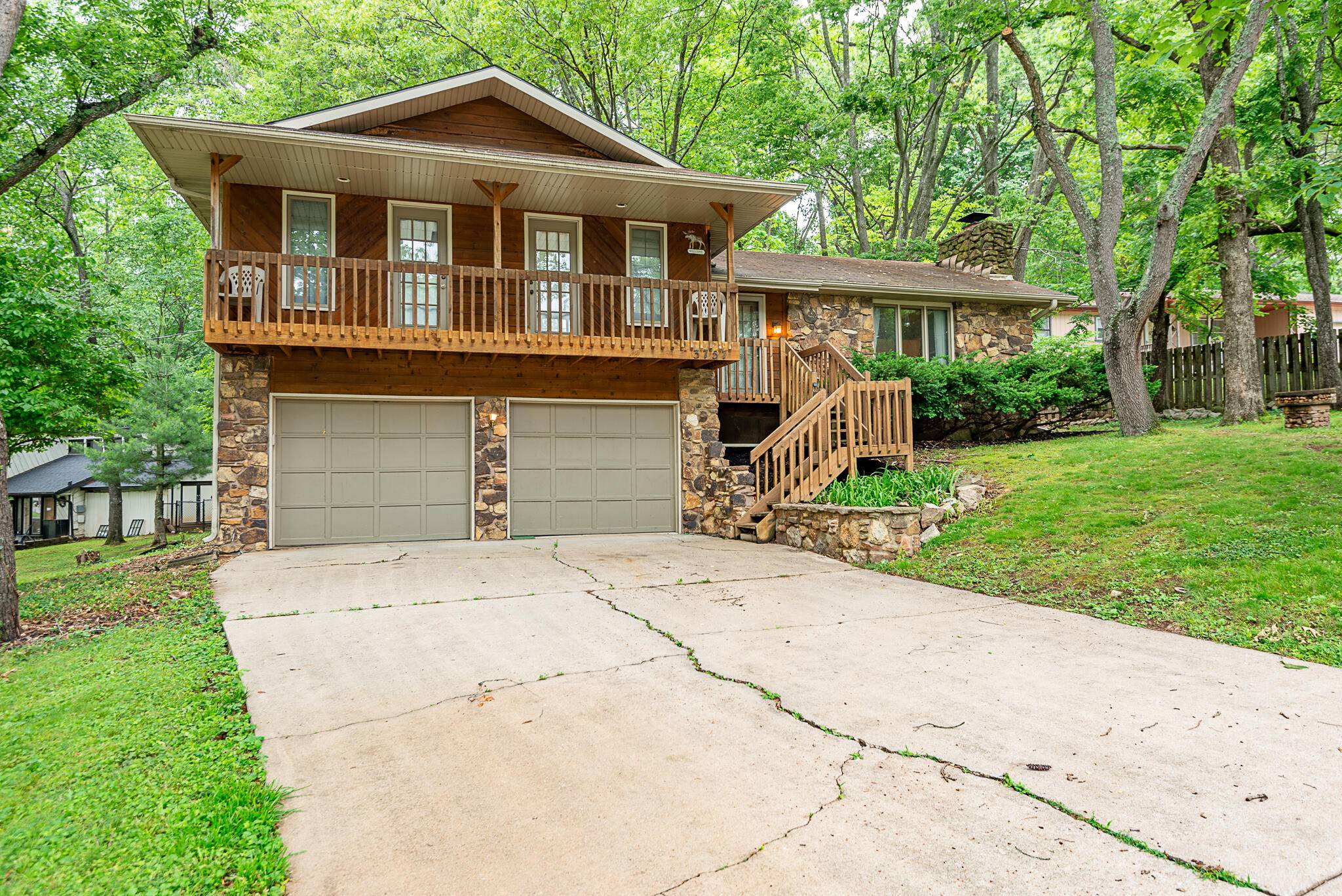 3757 E Ebony PL, Springfield, MO 65809