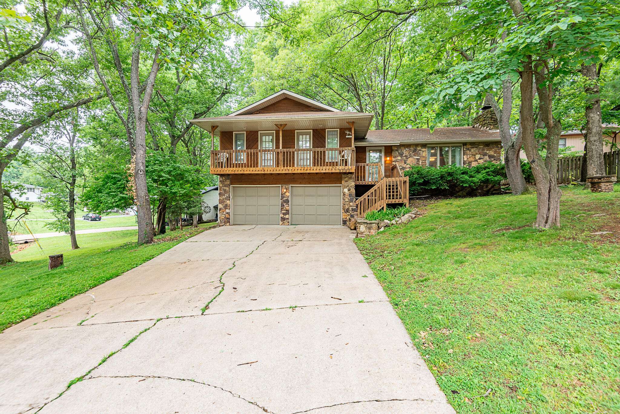 3757 E Ebony PL, Springfield, MO 65809