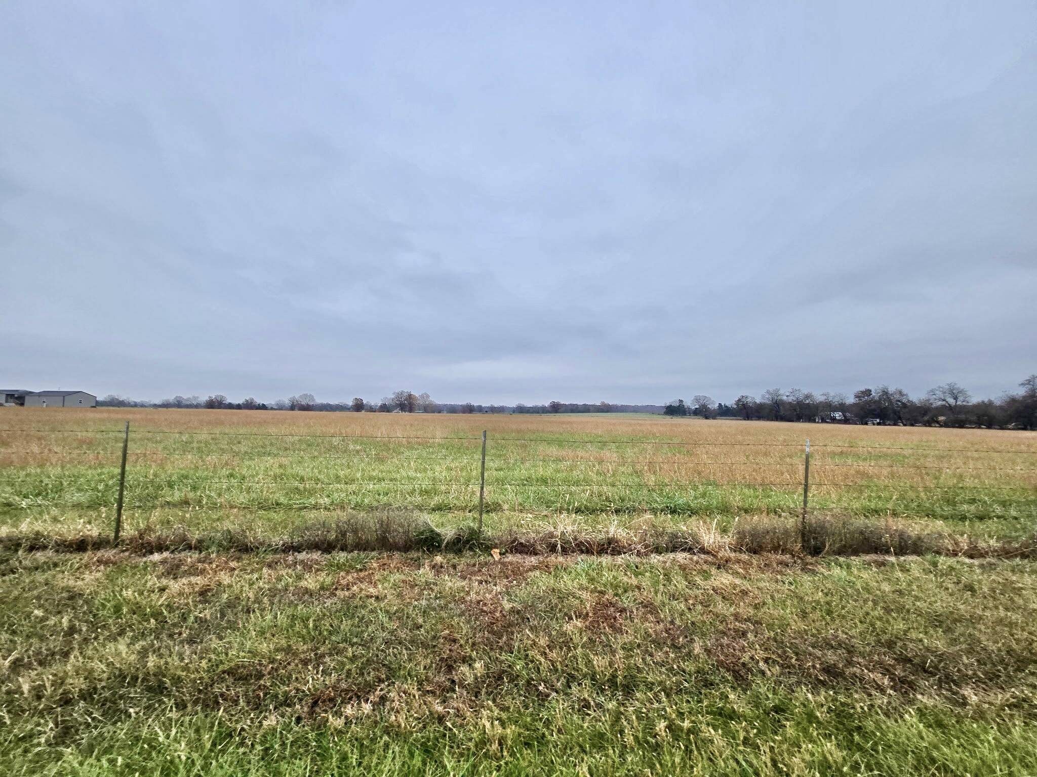 000 County Road 220, Preston, MO 65732