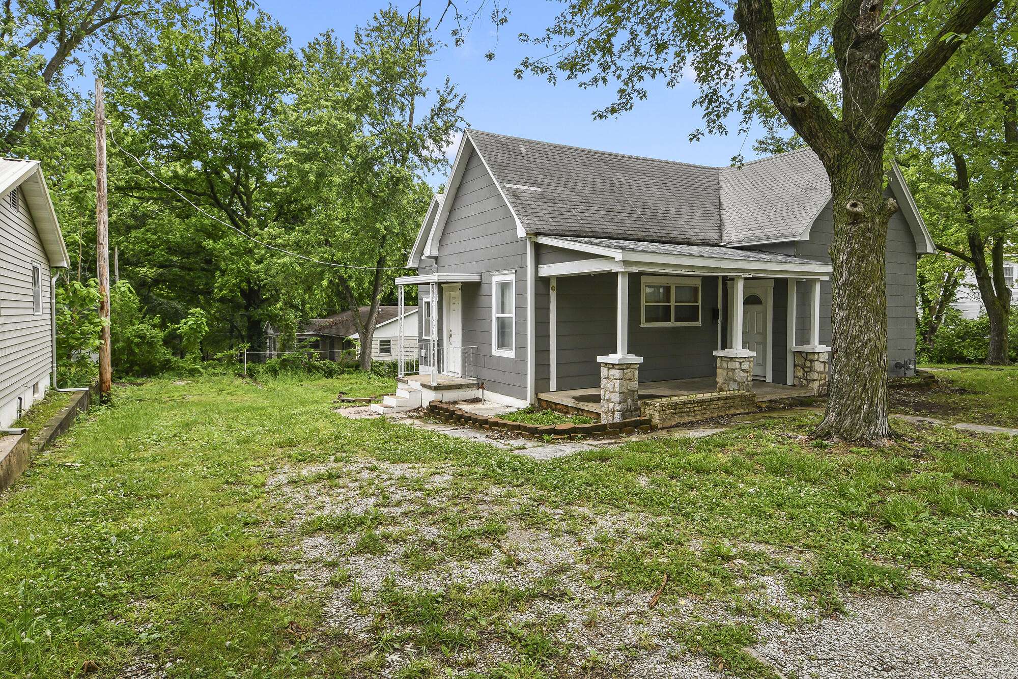 500 S Jackson ST, El Dorado Springs, MO 64744