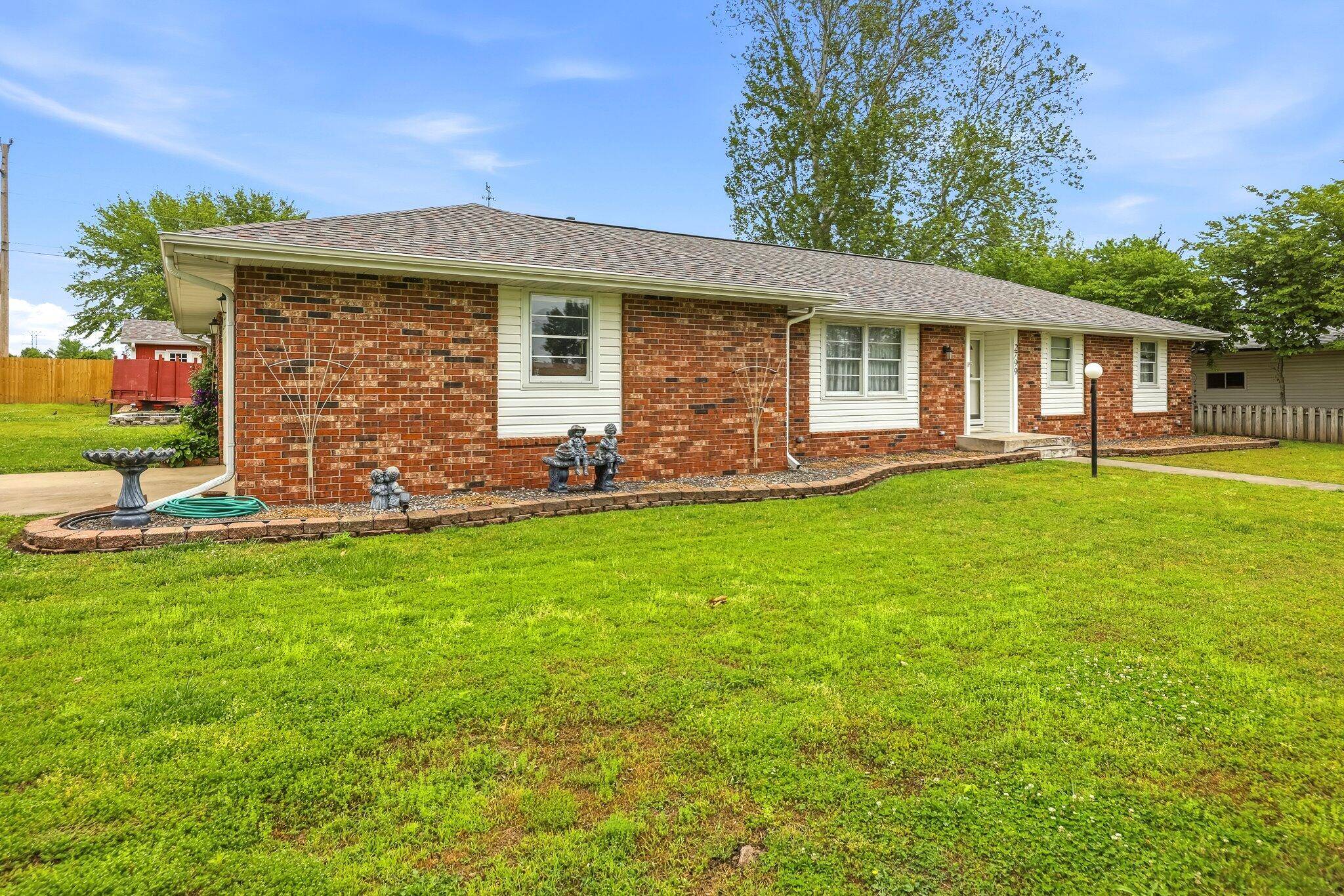 2799 W Camino Alto ST, Springfield, MO 65810
