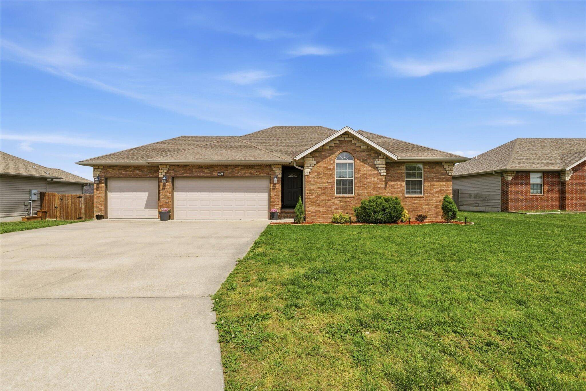 1126 S Rome AVE, Republic, MO 65738