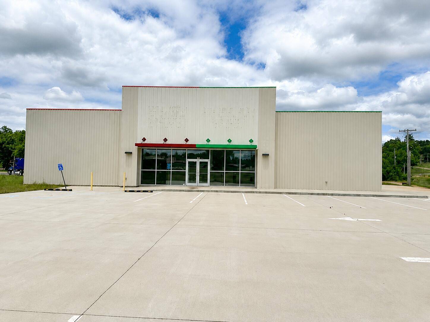 501 N Old Highway 19, Alton, MO 65606