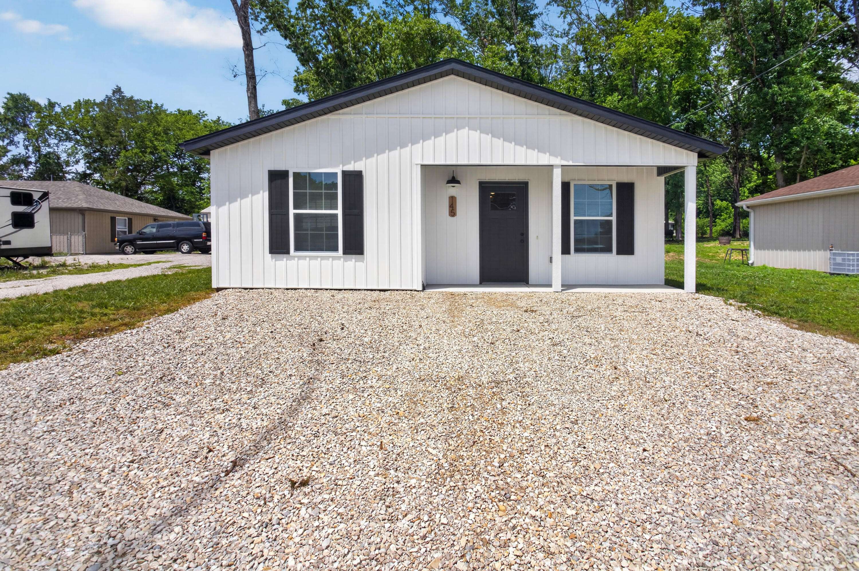 145 Mccann RD, Powersite, MO 65731