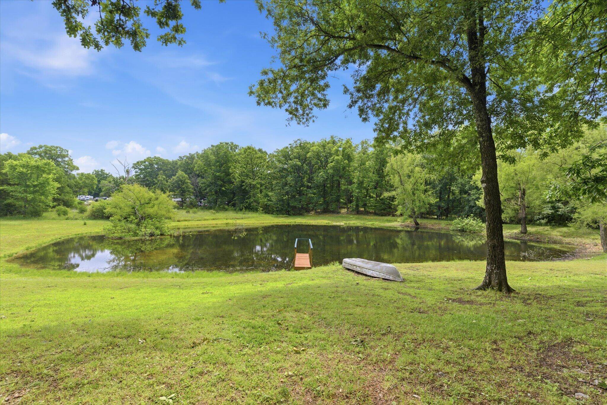 1150 Lake Point RD, Kissee Mills, MO 65680