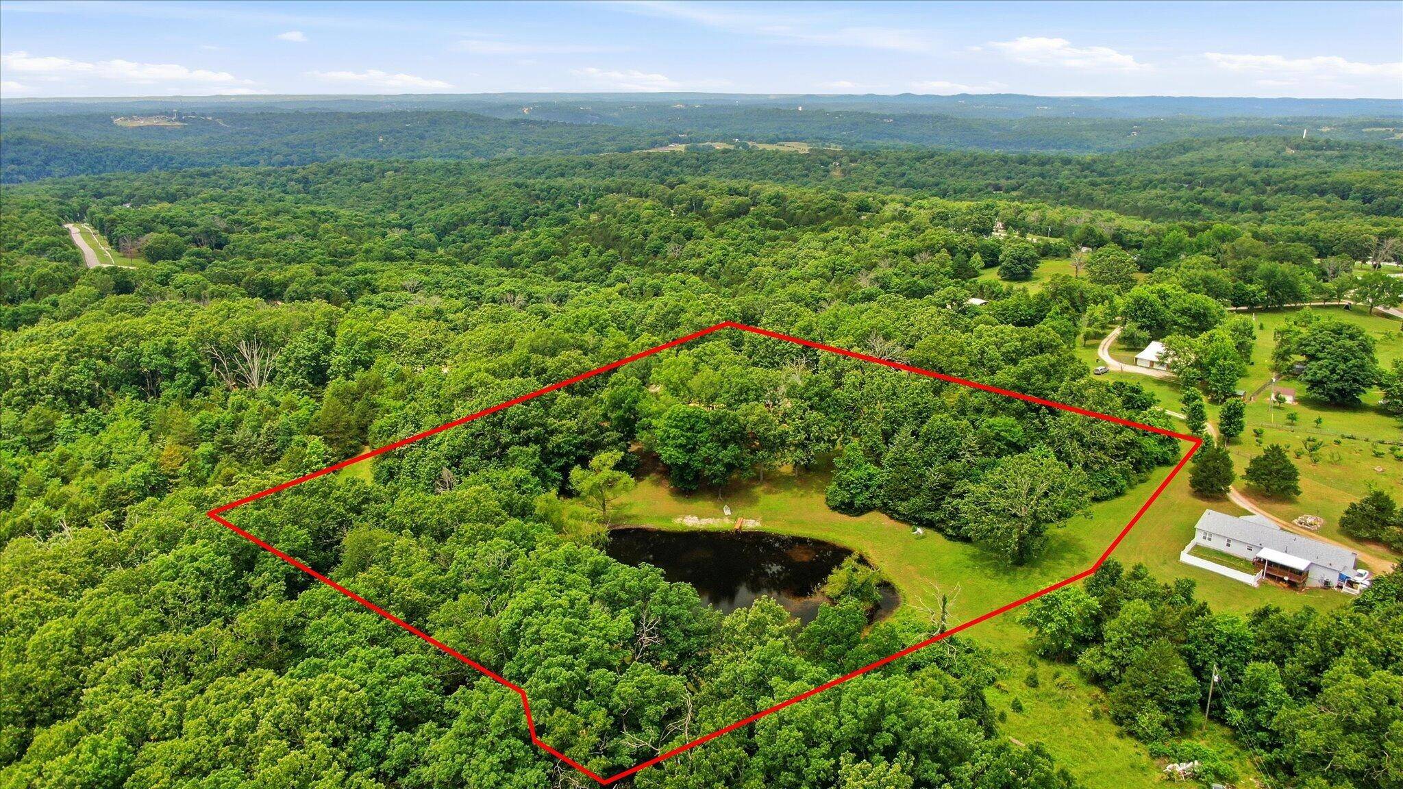 1150 Lake Point RD, Kissee Mills, MO 65680