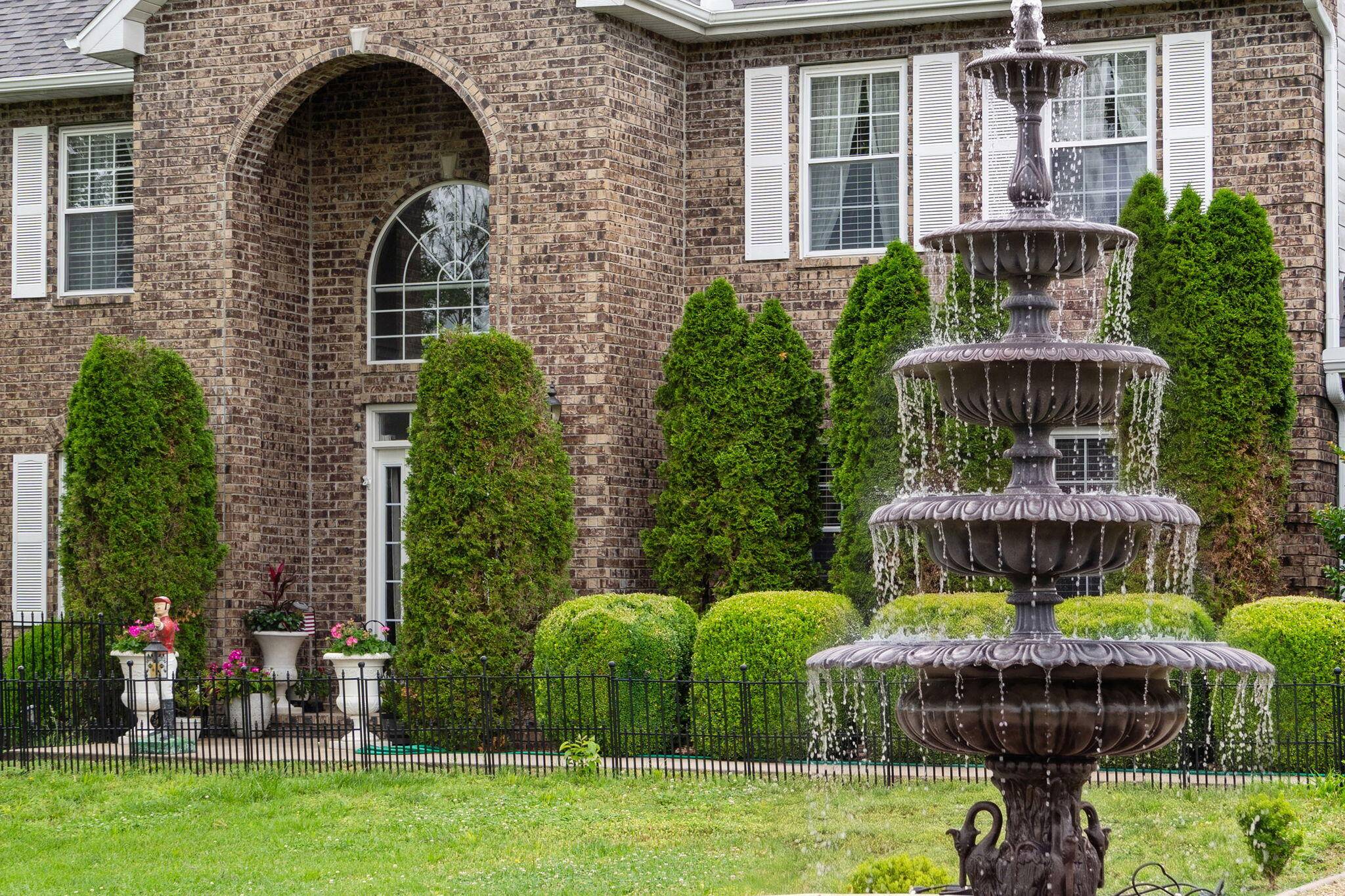 125 Meadowview LN, Branson, MO 65616