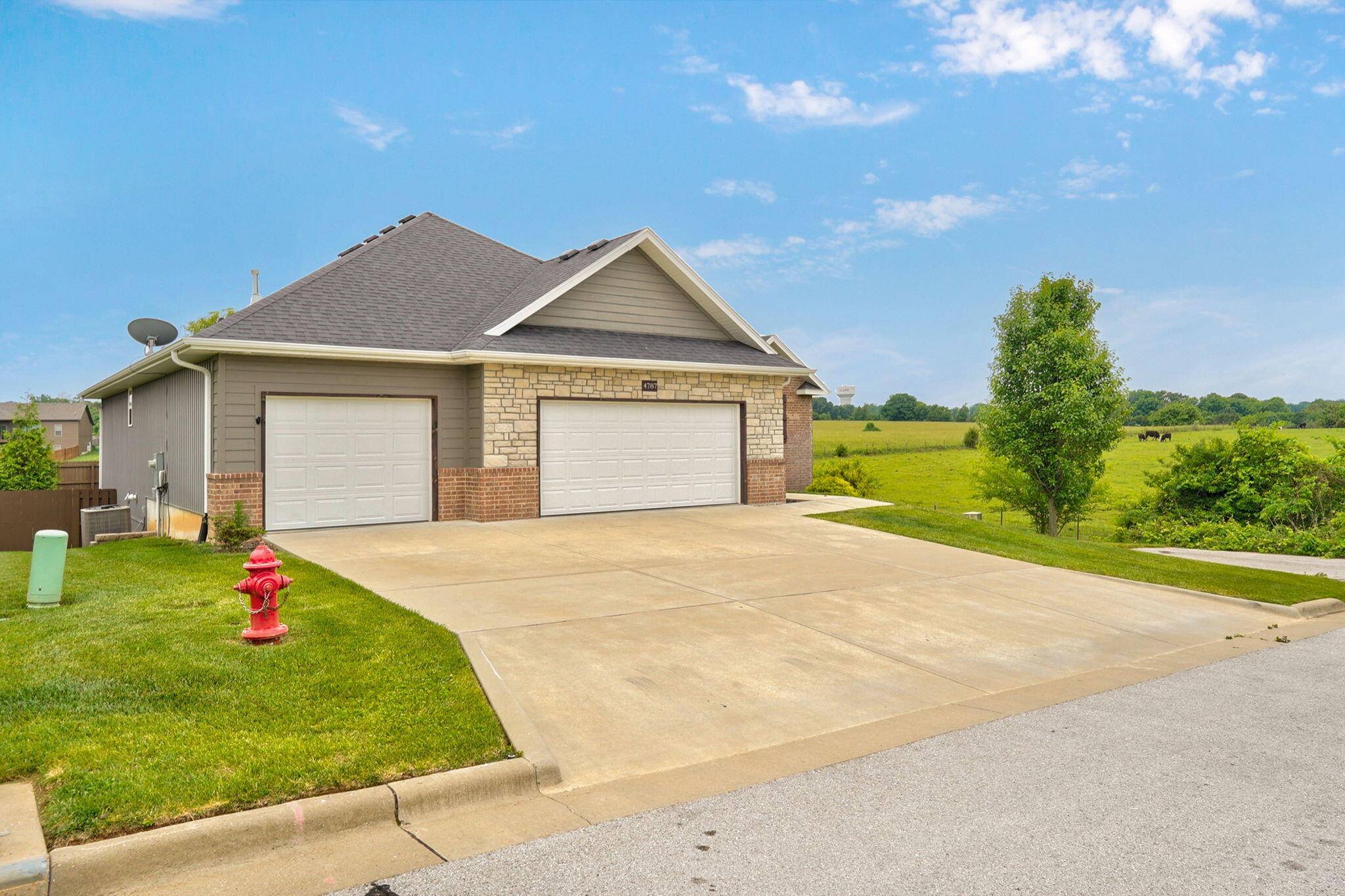 4787 Marseille ST, Ozark, MO 65721