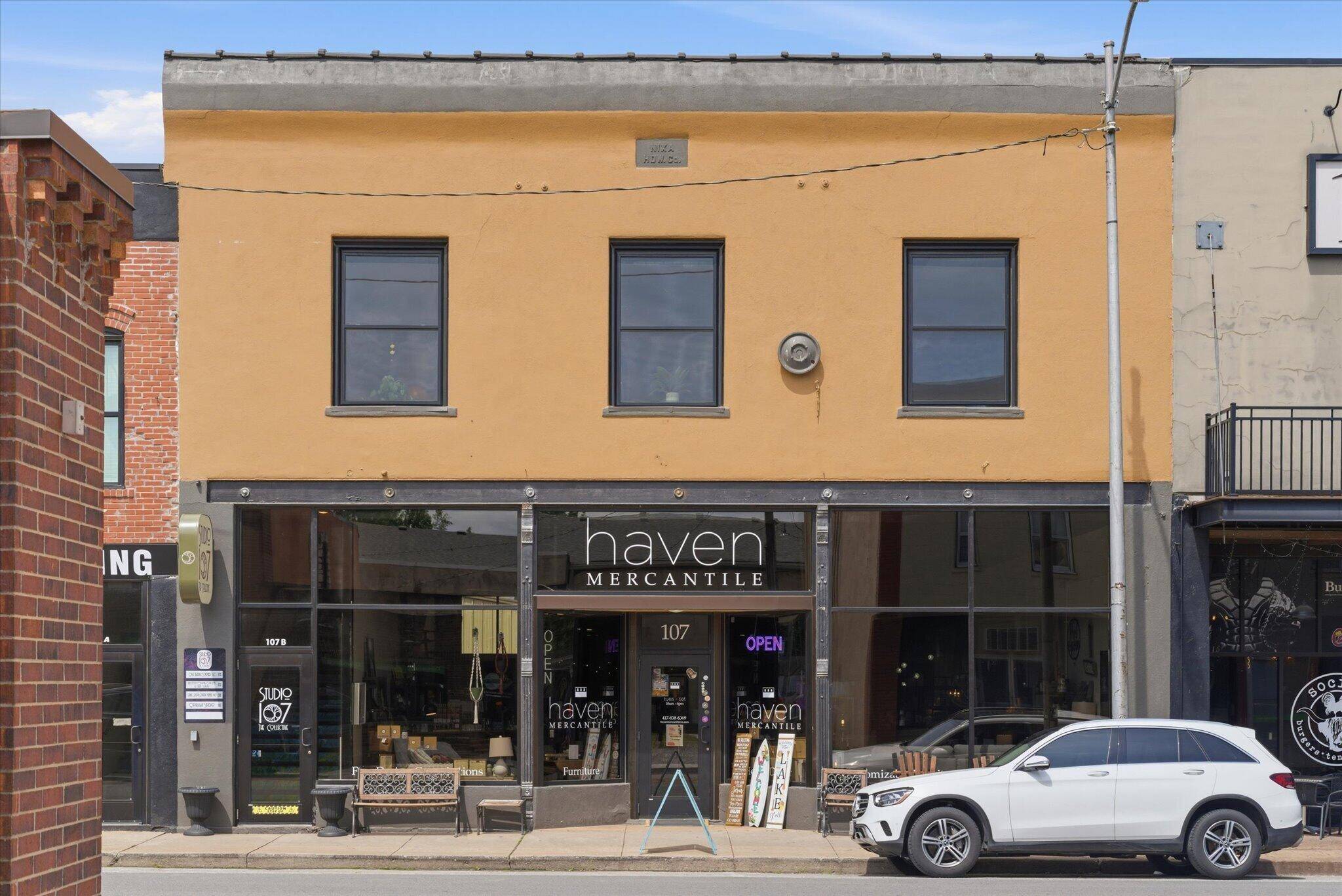 107 S Main ST, Nixa, MO 65714