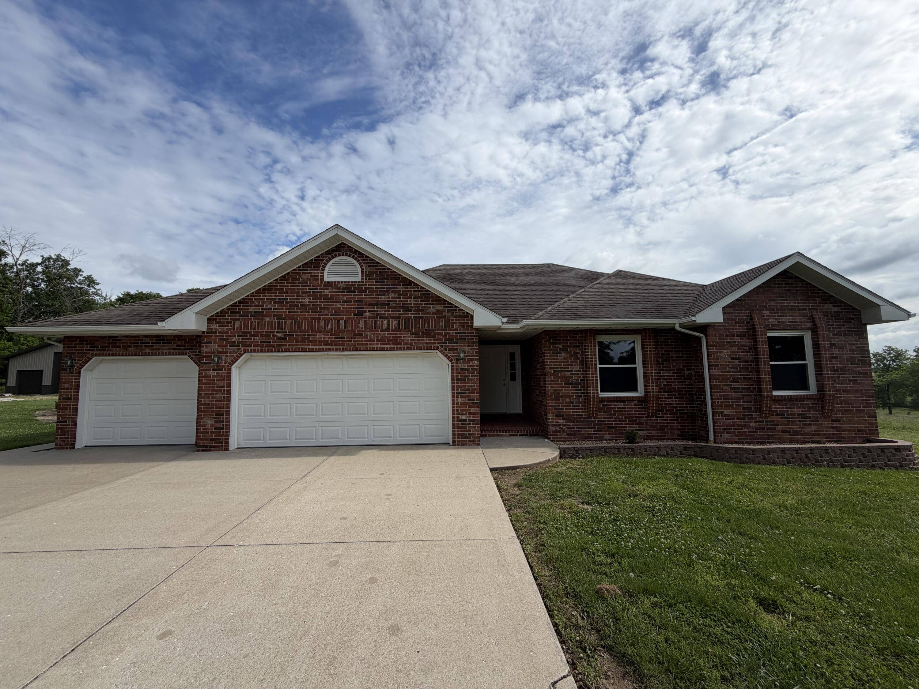 258 State Highway 32, Buffalo, MO 65622