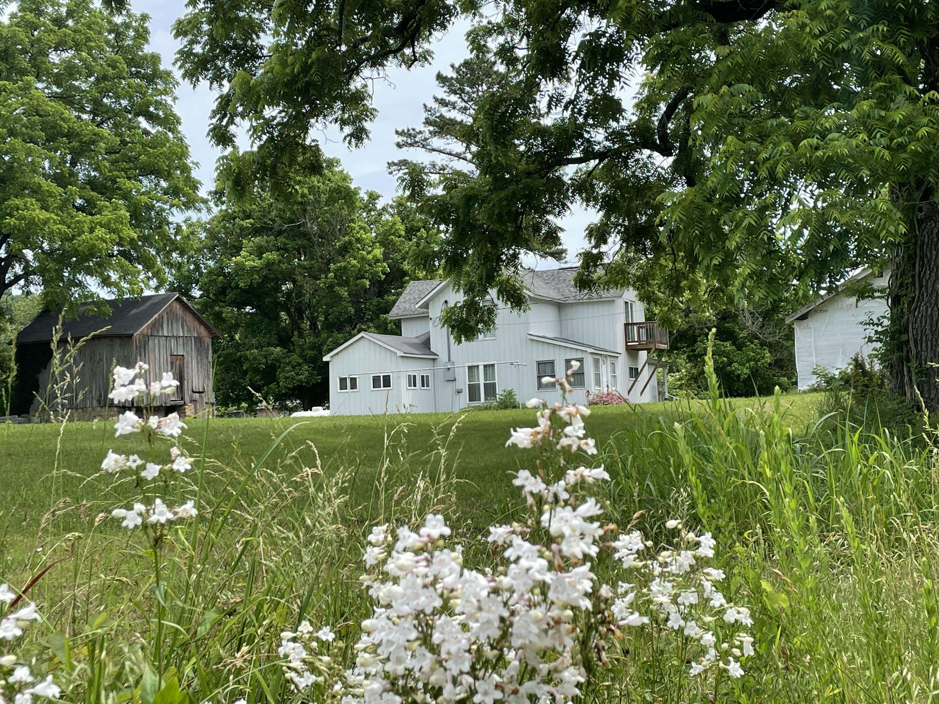 3752 County Road 855, Thornfield, MO 65762