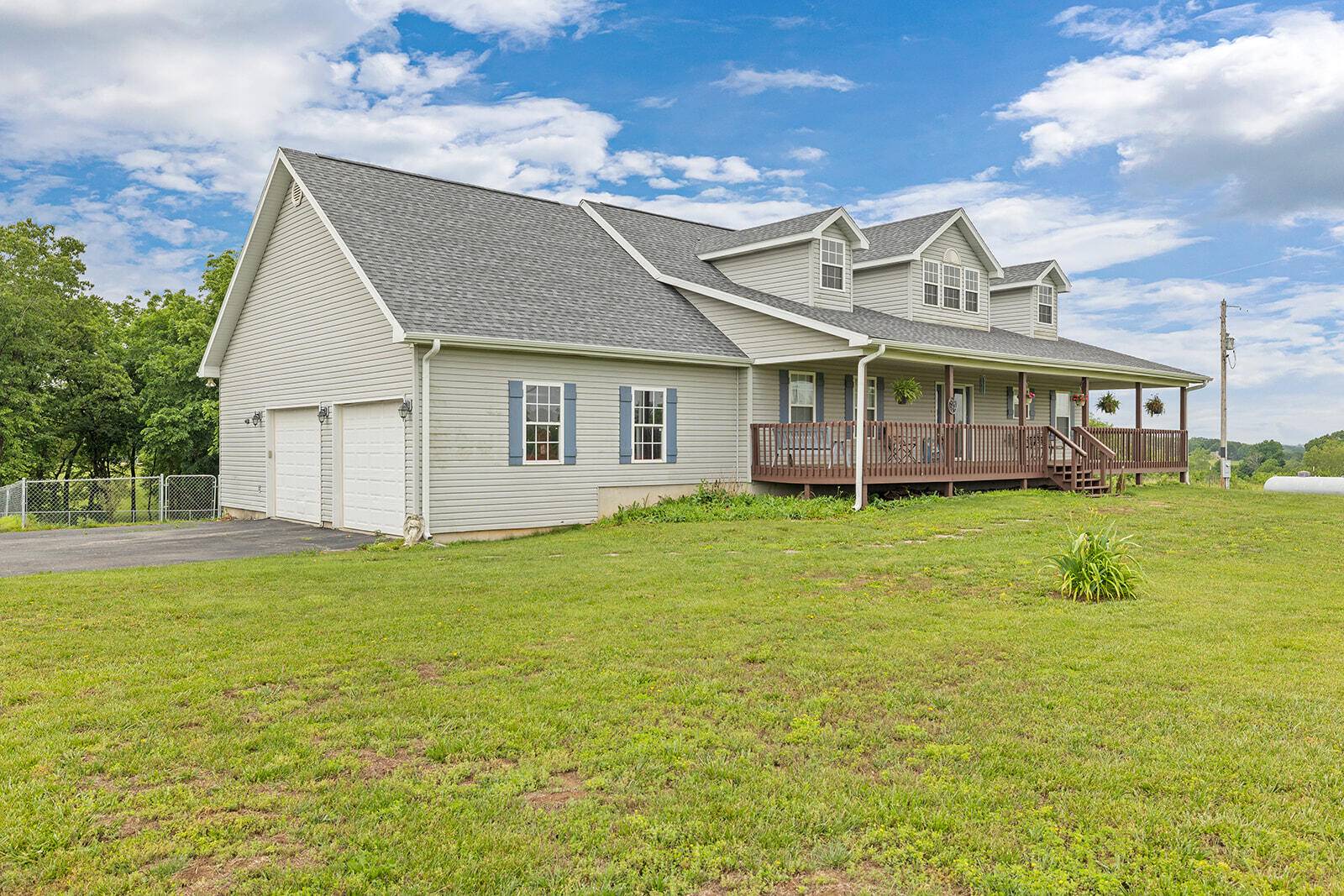 1823 Finley Falls RD, Seymour, MO 65746