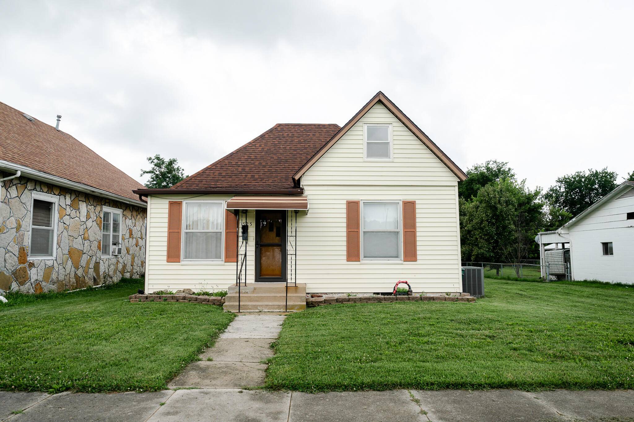 525 E Scott ST, Monett, MO 65708