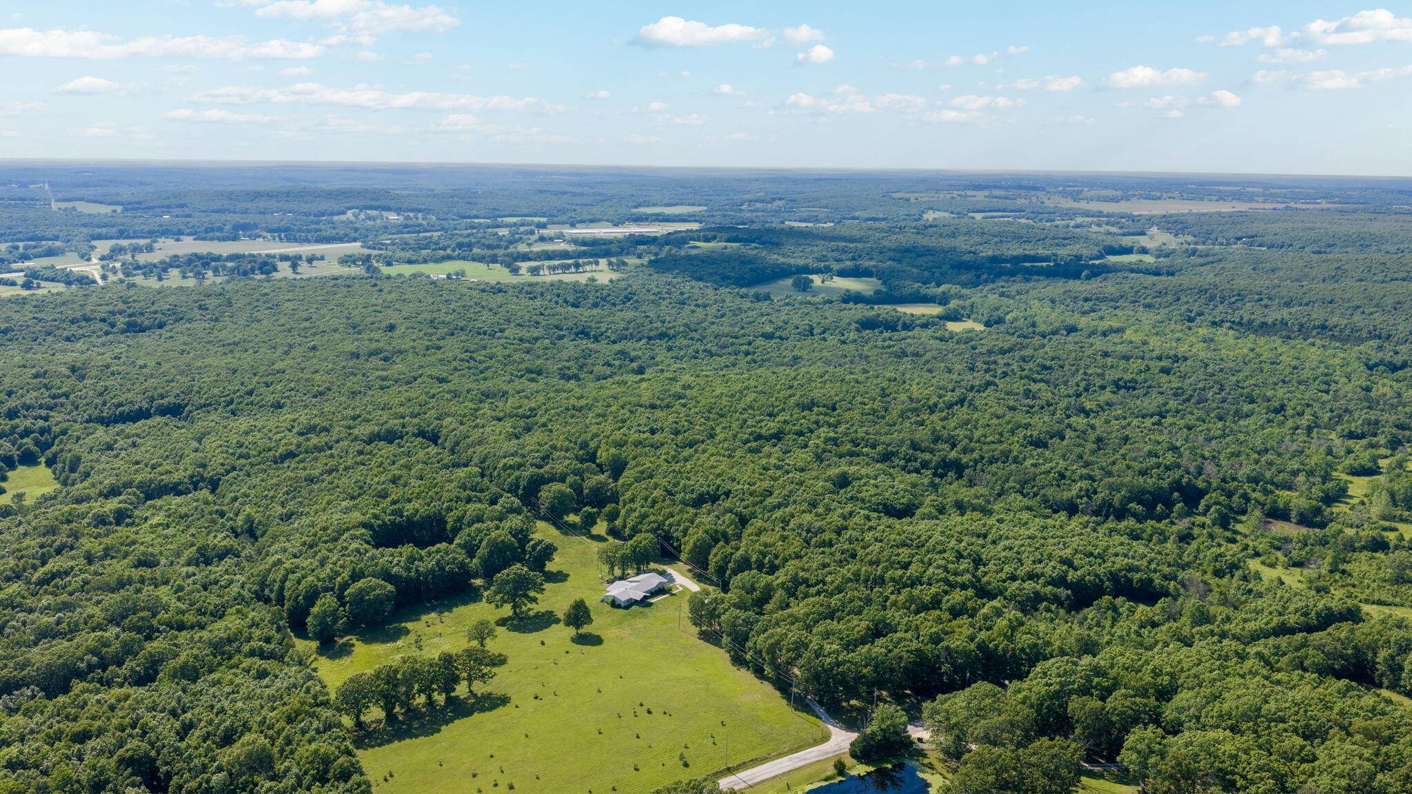 3093 S 25th RD, Humansville, MO 65674