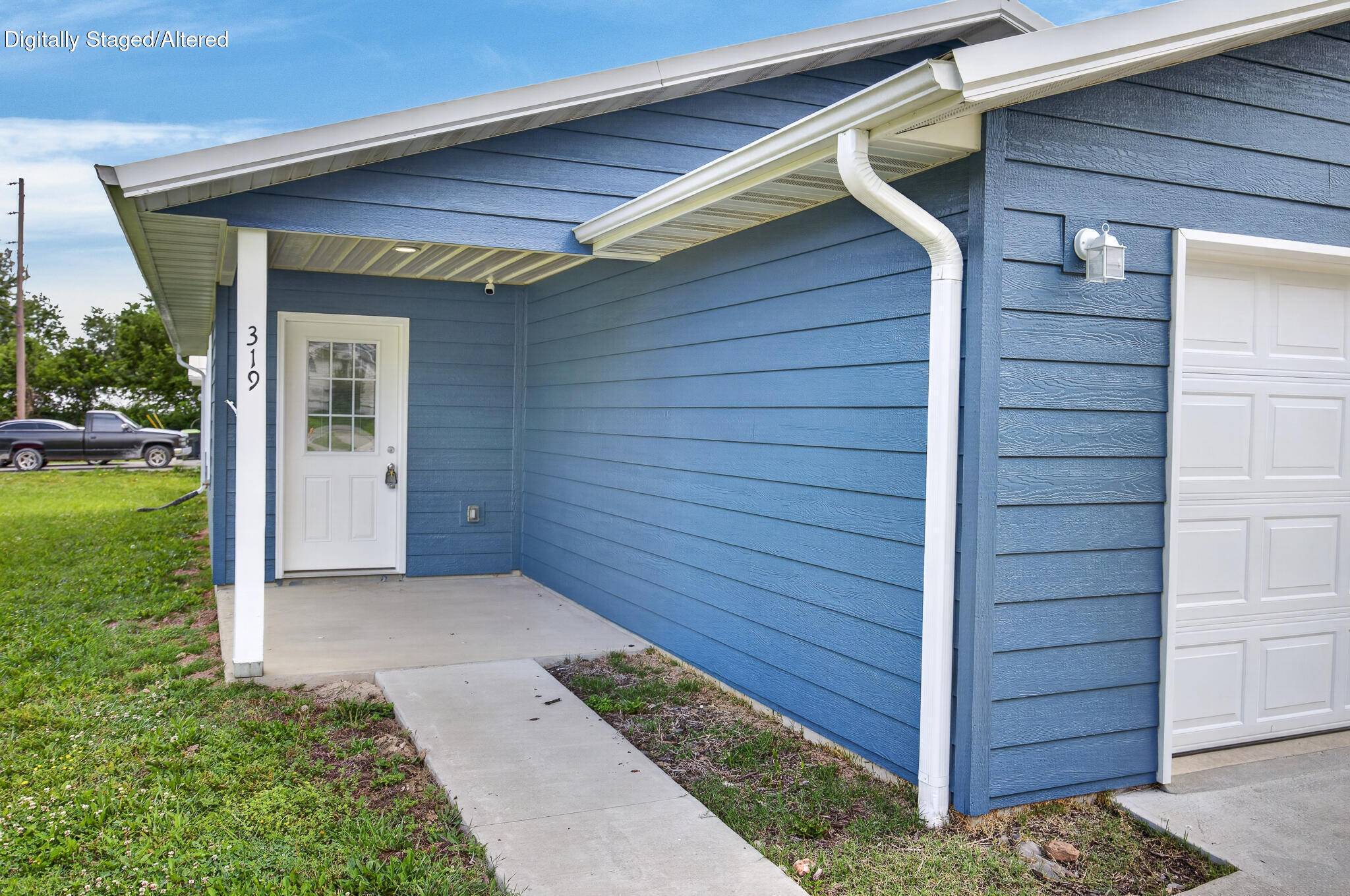 319 W Bedford ST, Marshfield, MO 65706
