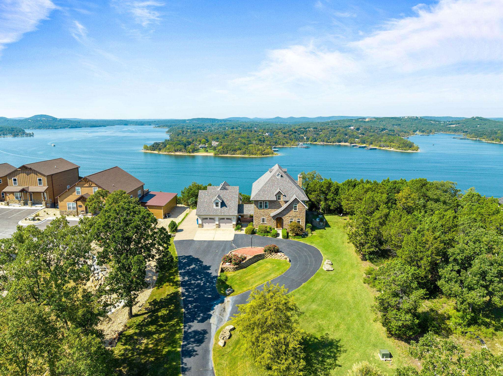 99 Whitefish Bay, Kimberling City, MO 65686
