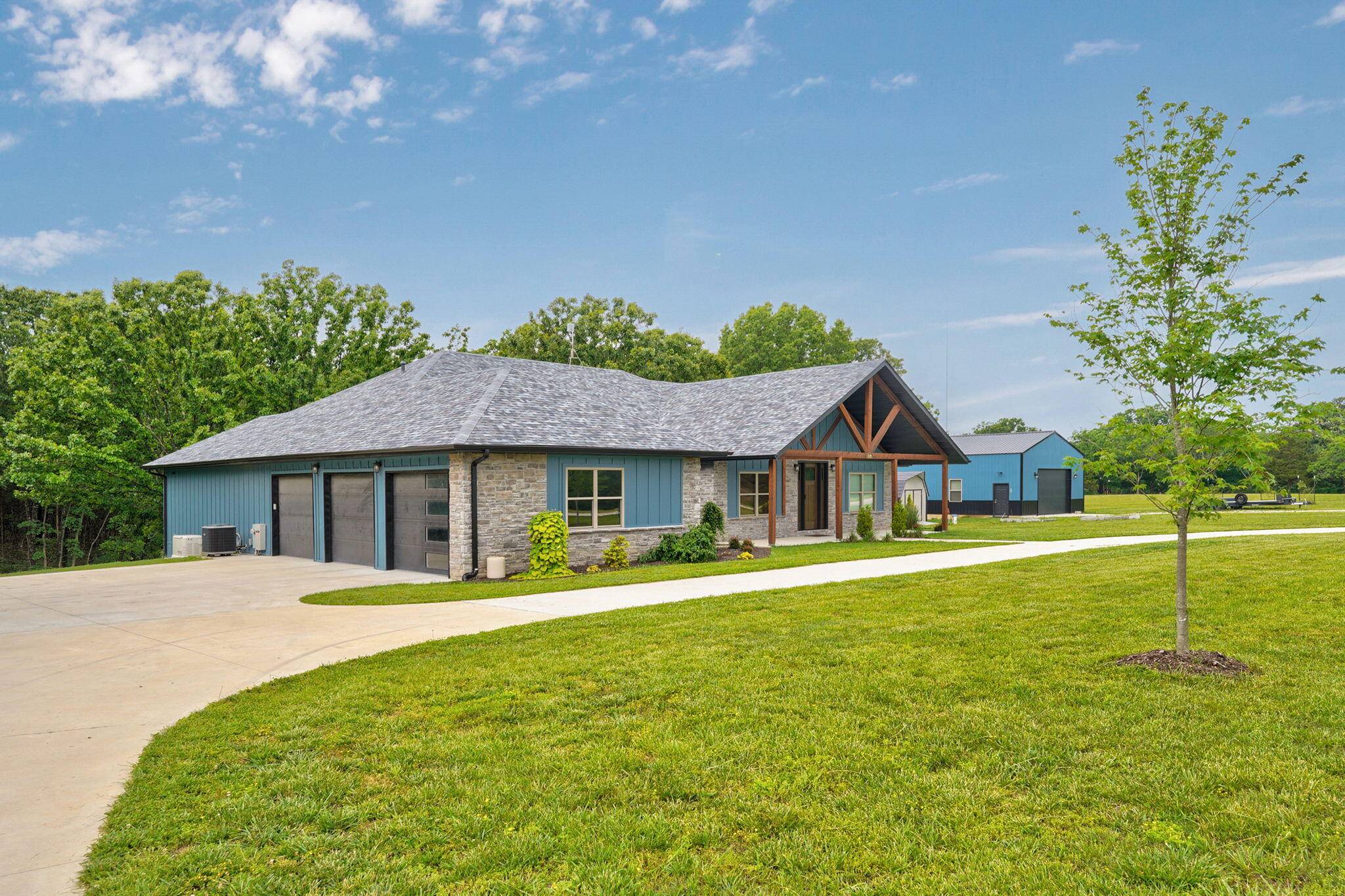 570 Wyldewood, Fordland, MO 65652