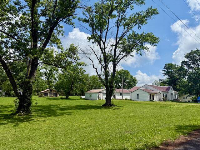351 6th ST, Summersville, MO 65571