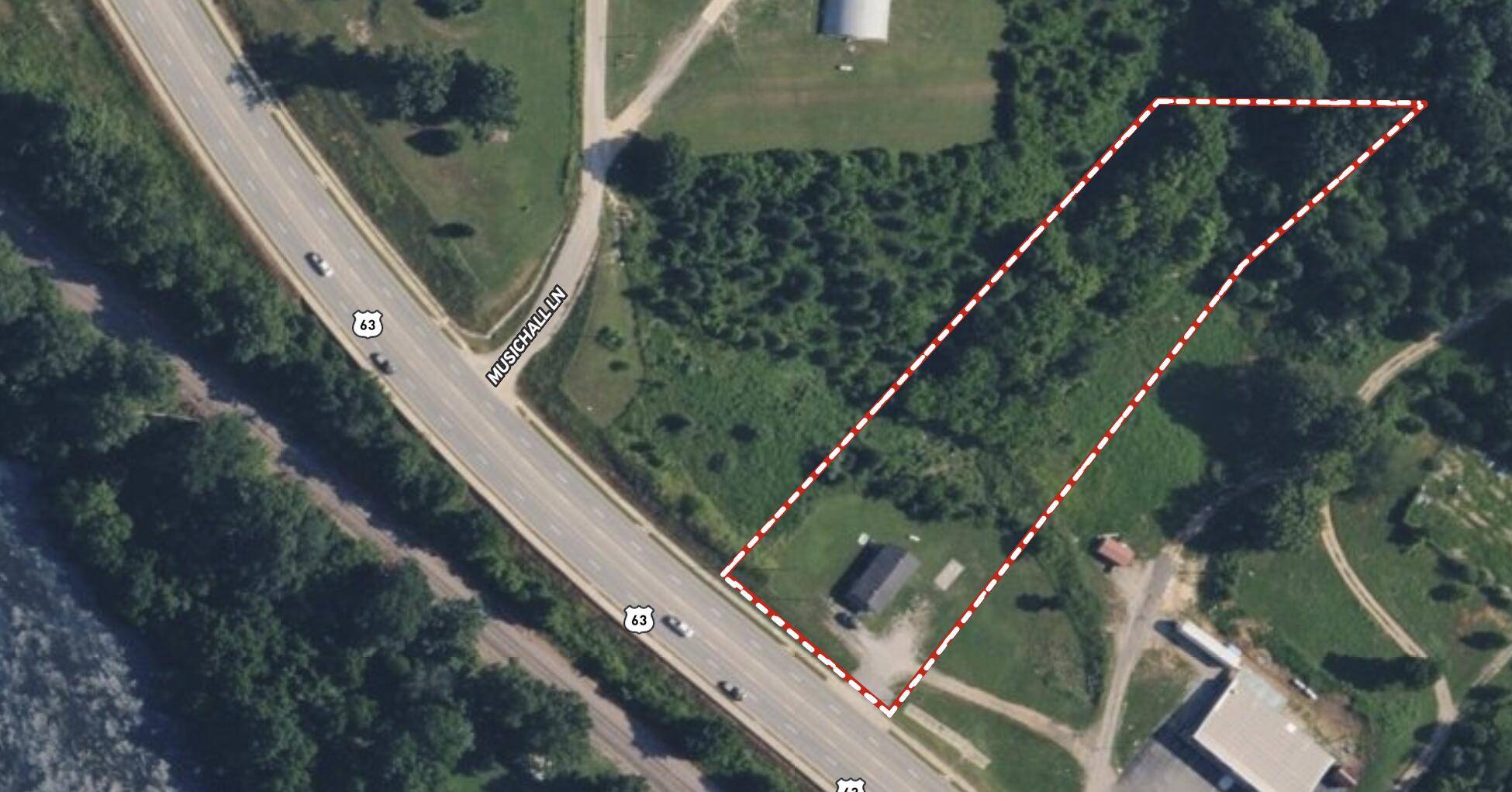 000 Highway 63, Mammoth Spring, AR 72554