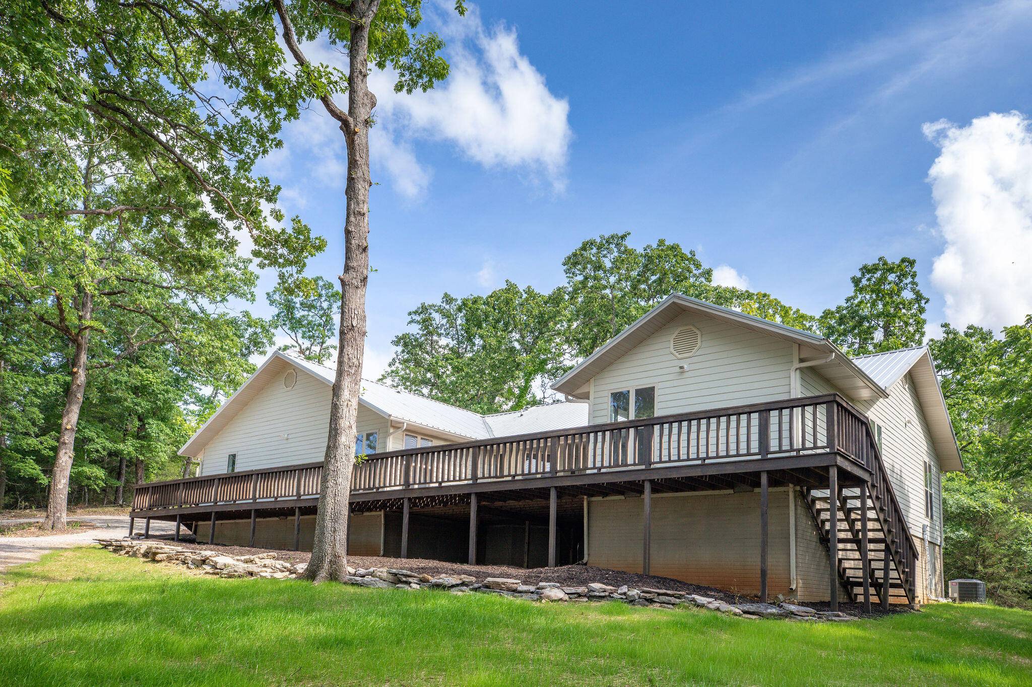 14129 Hwy  311, Green Forest, AR 72638
