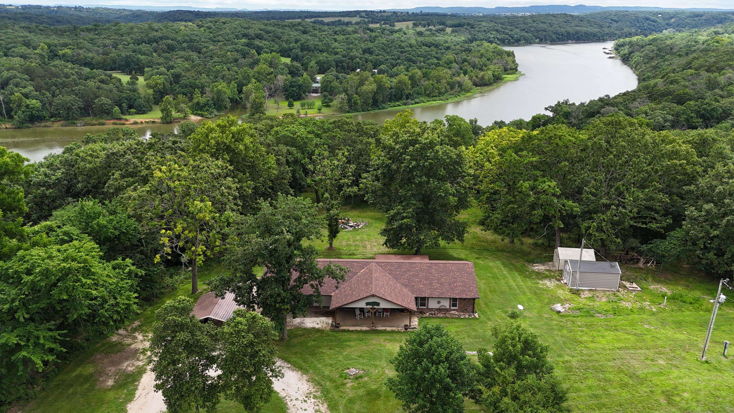 26629 Bobcat LN, Shell Knob, MO 65747