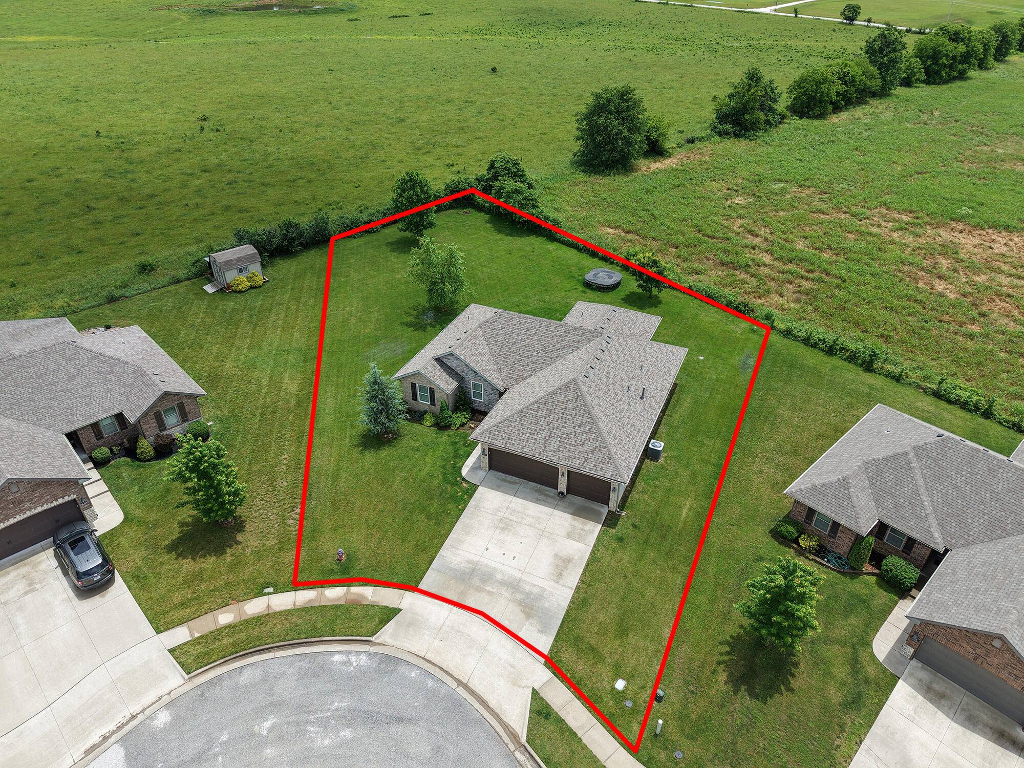 858 Capitol Hill DR, Rogersville, MO 65742