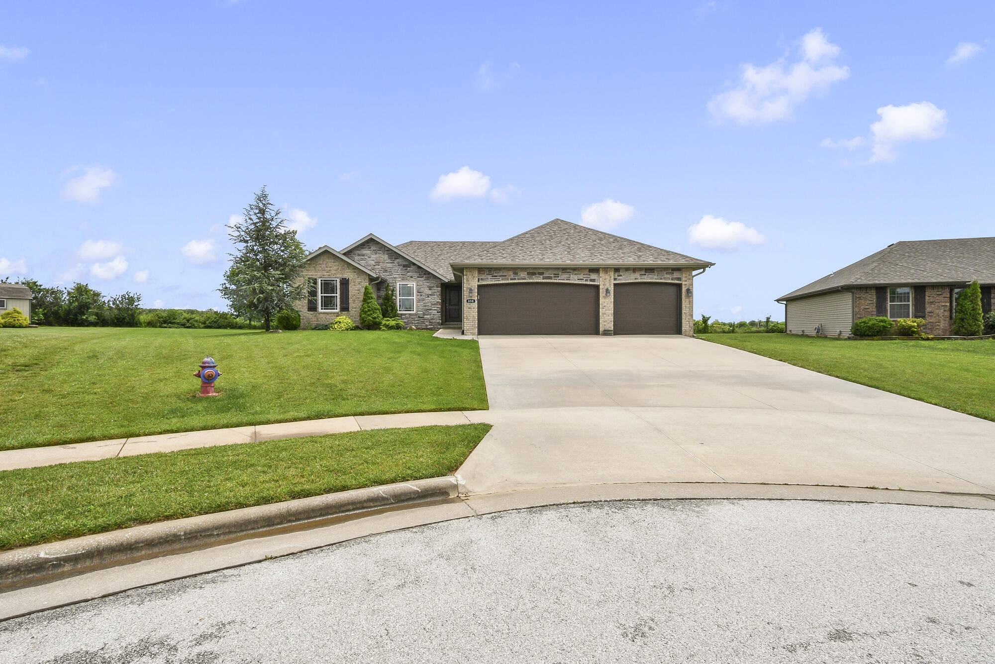 858 Capitol Hill DR, Rogersville, MO 65742