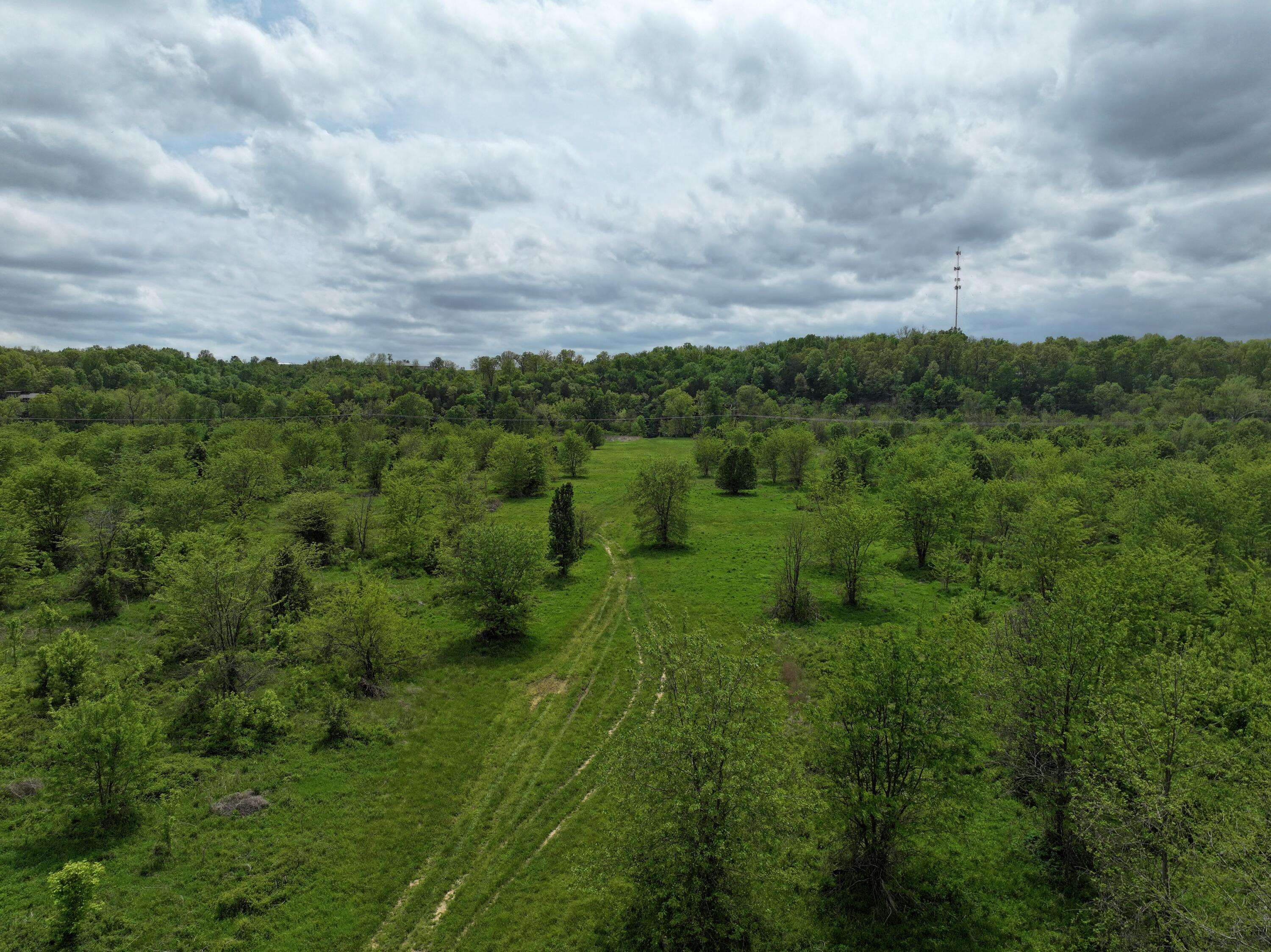 000 W Farm Road 186, Springfield, MO 65810