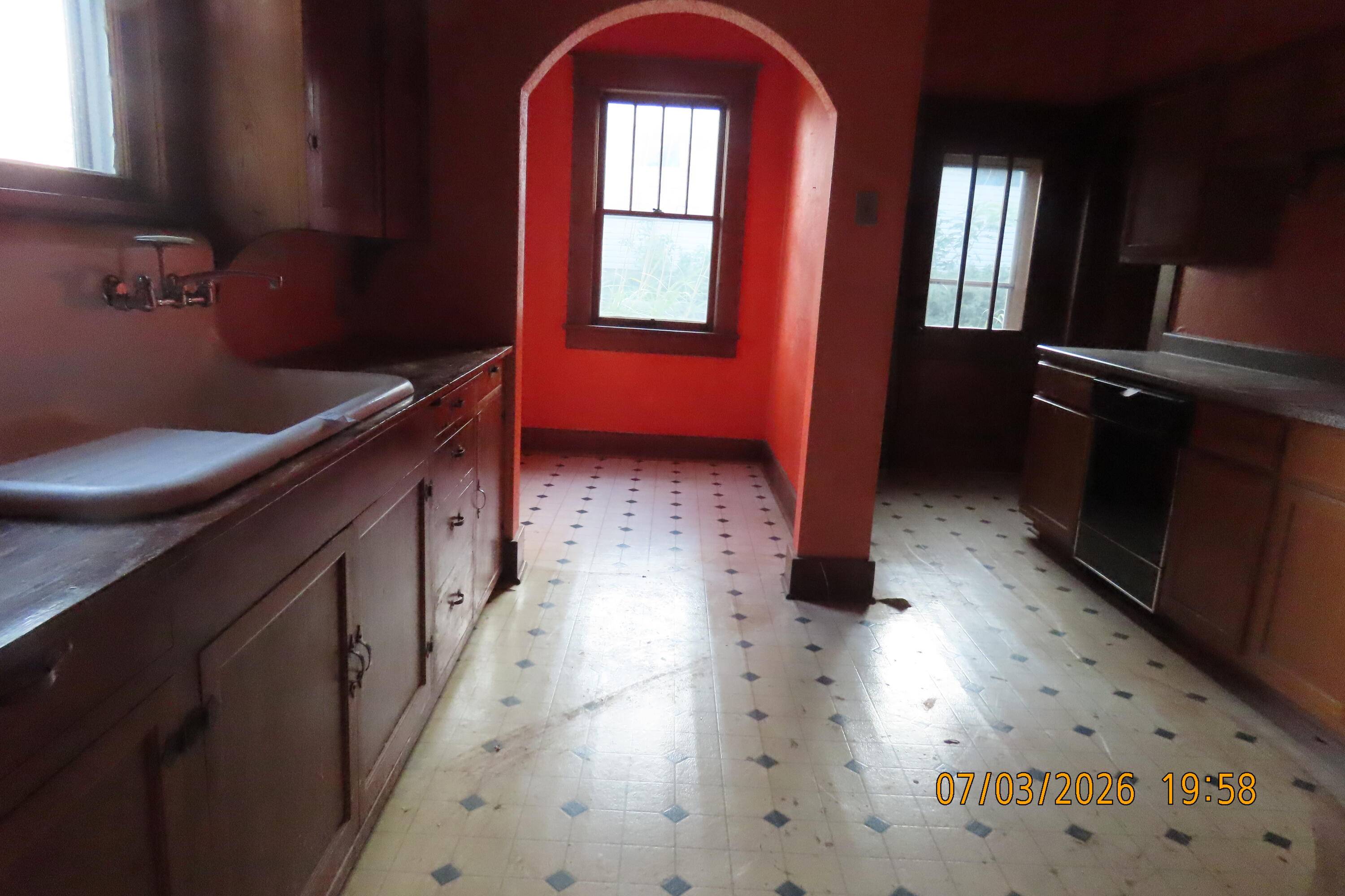 301 N Elm ST, Pierce City, MO 65723