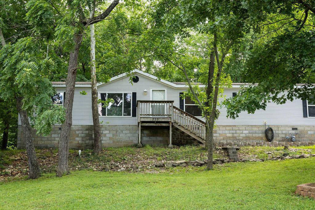 225 Redbud ST, Branson, MO 65616