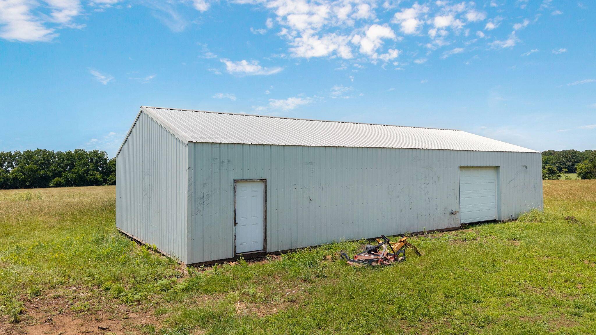 7707 Lawrence 1170, Mt Vernon, MO 65712
