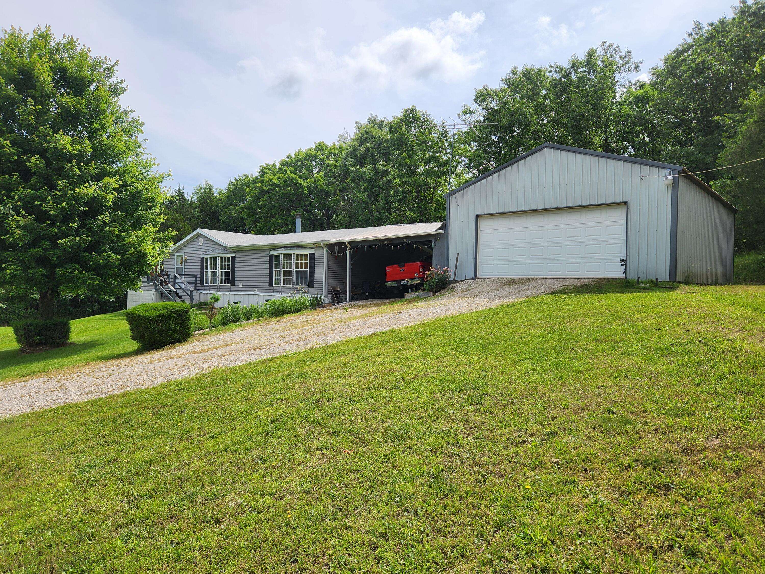 2282 Turnbo RD, Marshfield, MO 65706