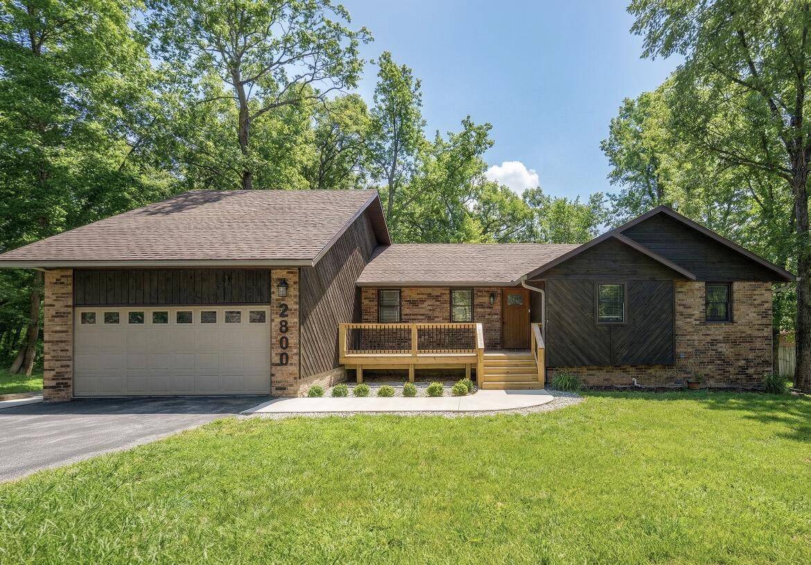 2800 W Oak Run RD, Ozark, MO 65721