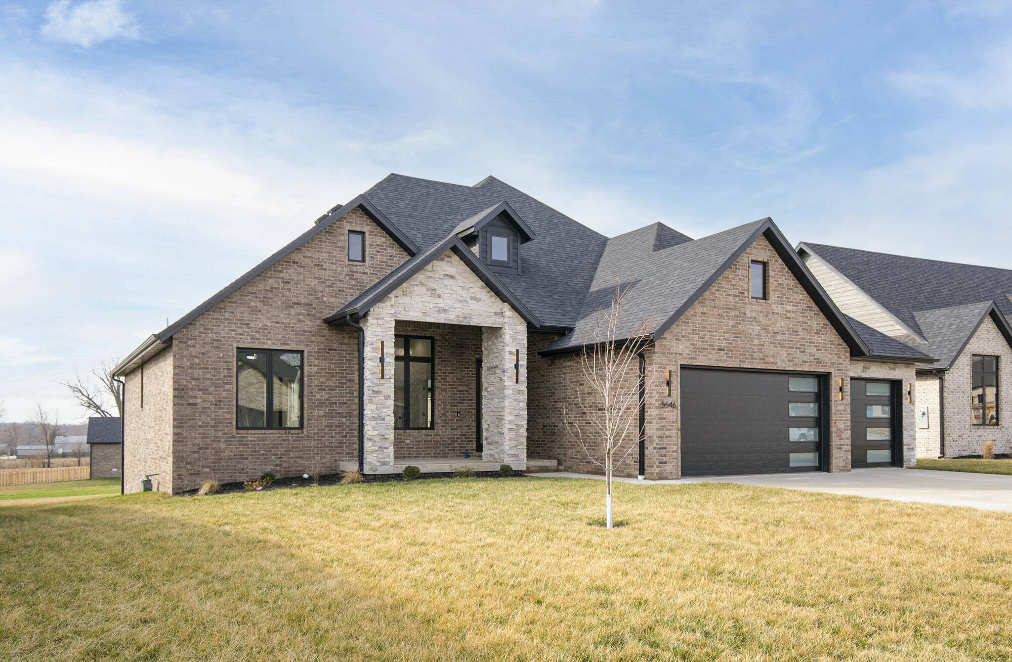 5546 E Cavalcade LN, Springfield, MO 65802