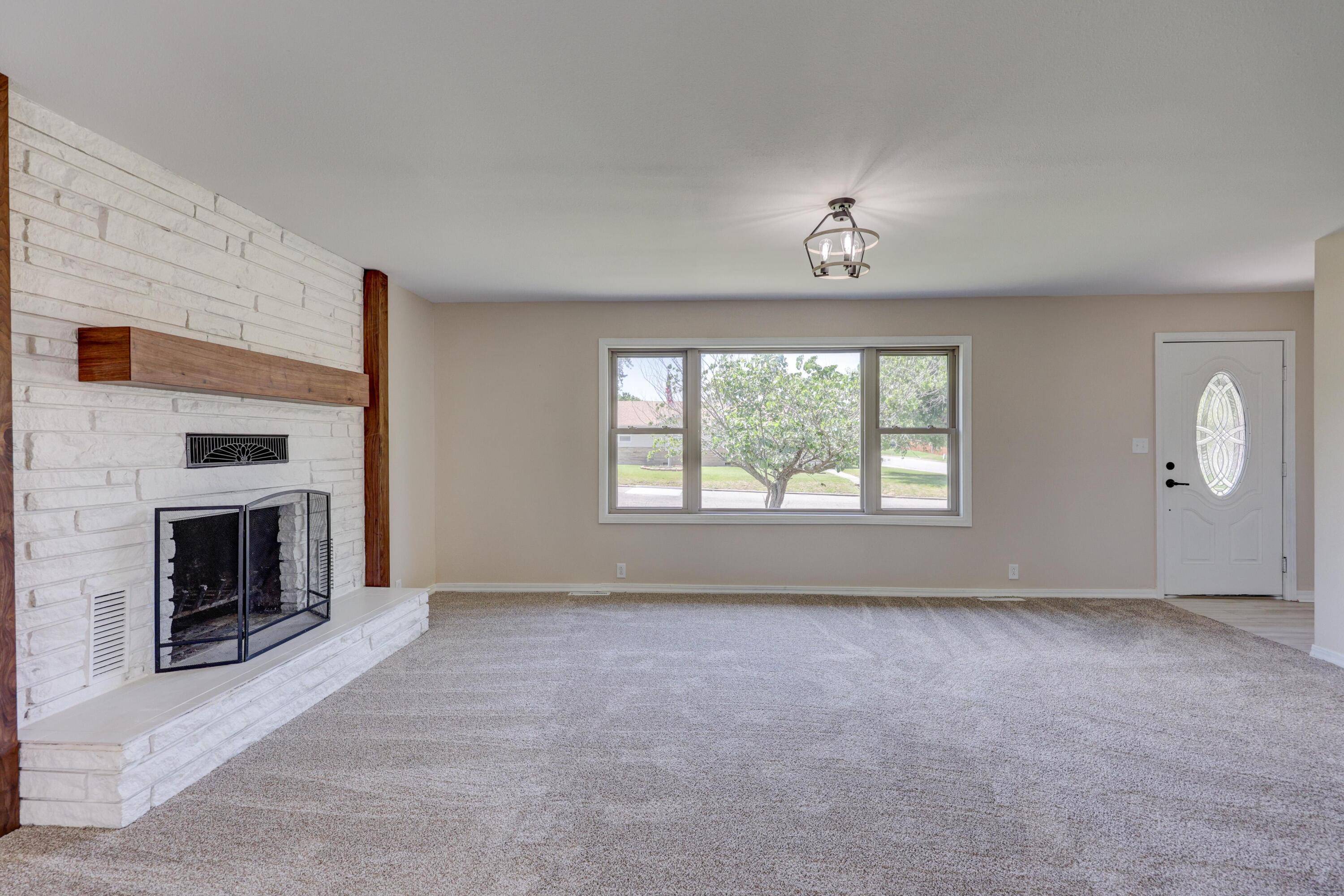 2205 S Ozark AVE, Joplin, MO 64804