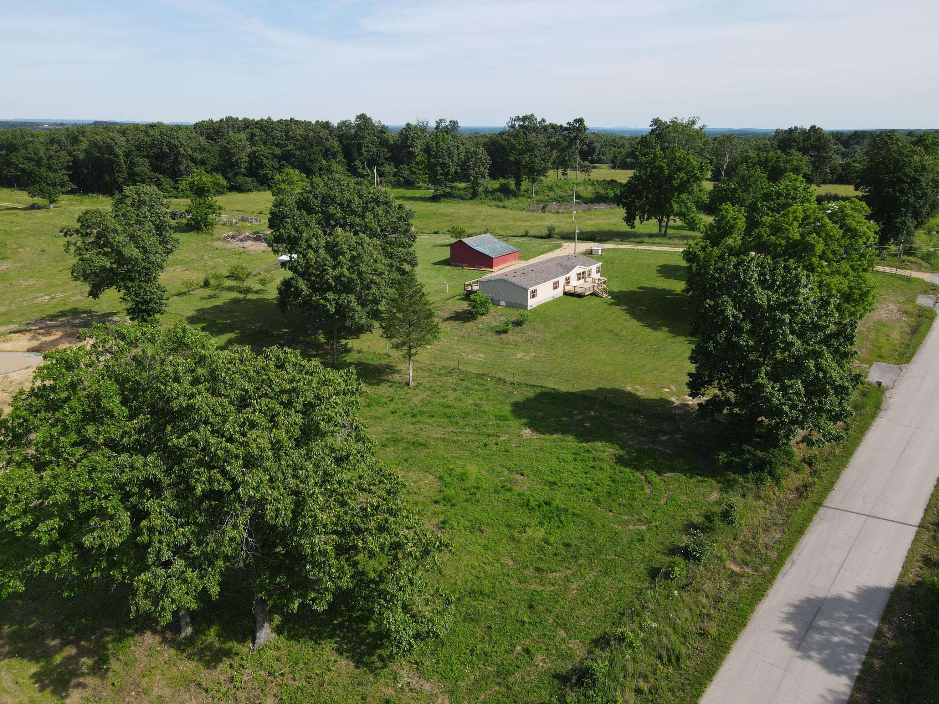 1032 County Road A-409, Ava, MO 65608