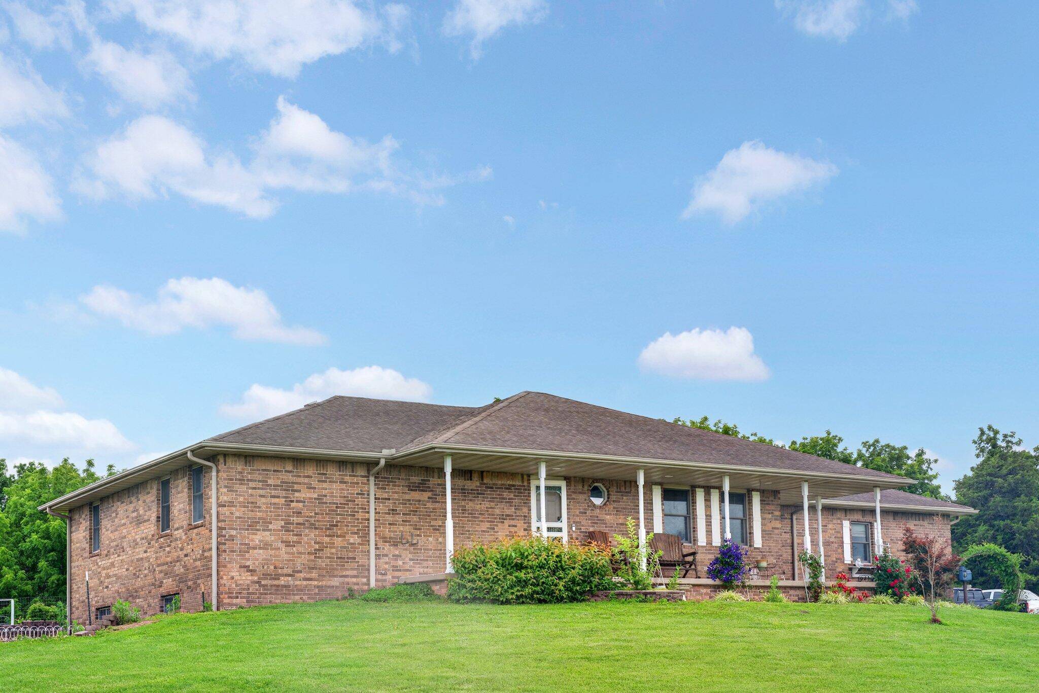 11763 Highway V, Mt Vernon, MO 65712