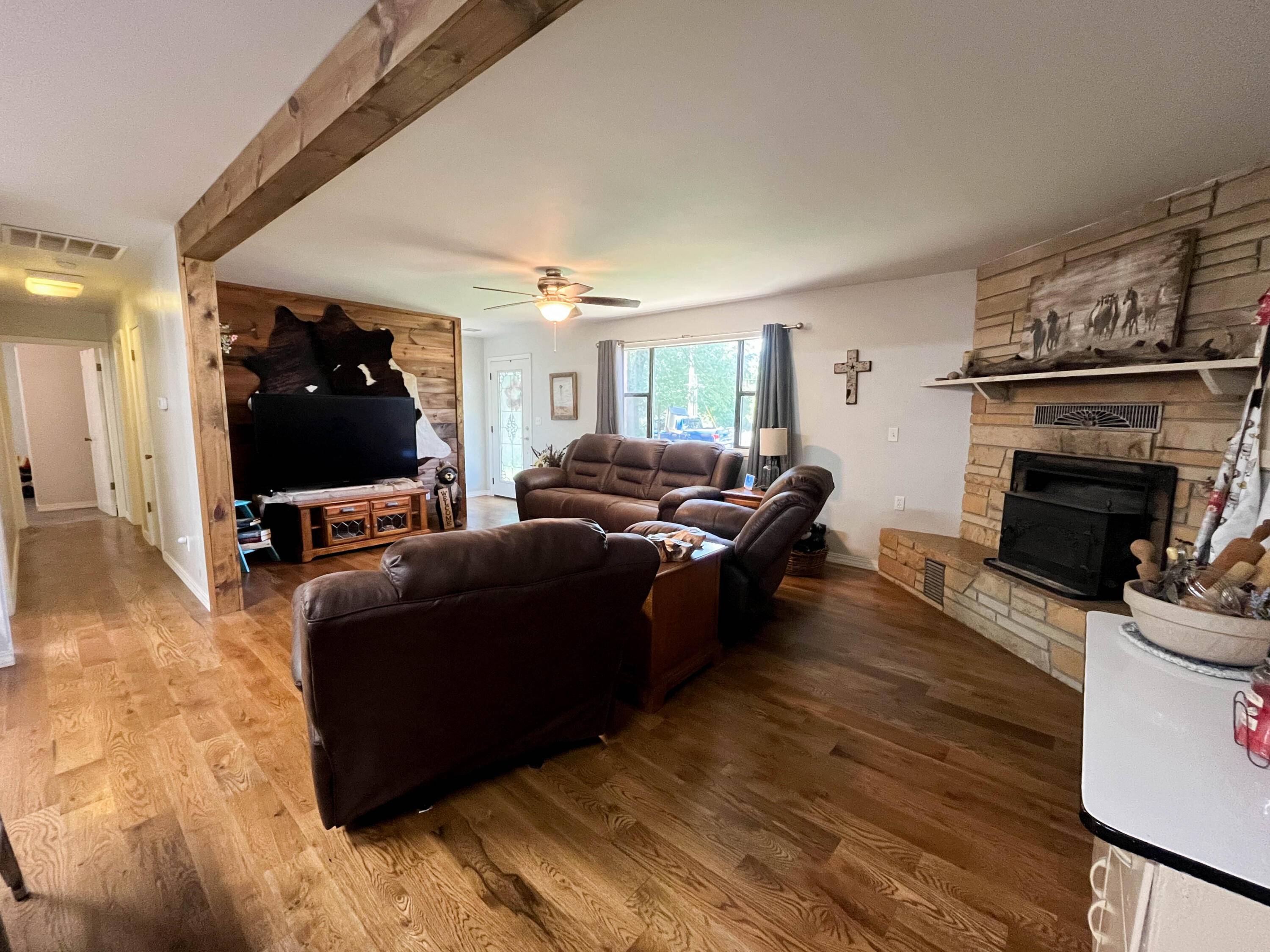 313 Beatrice ST, Thayer, MO 65791