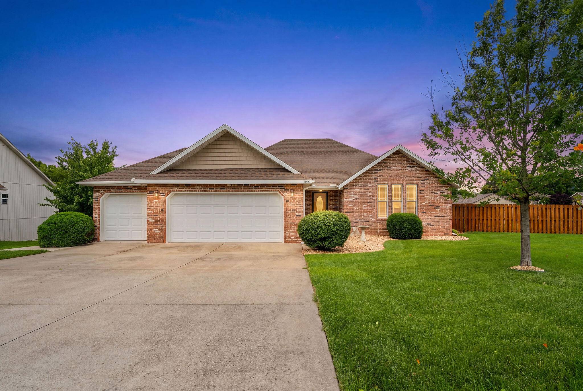 106 Southview DR, Branson, MO 65616
