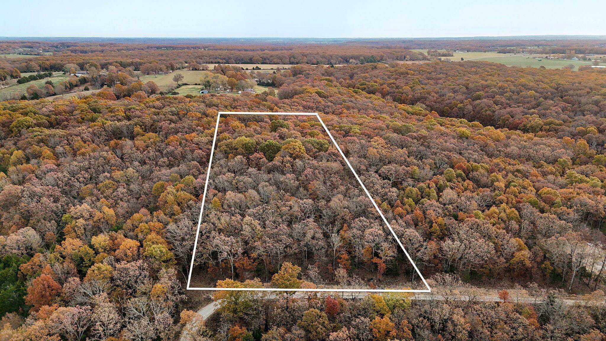 000 Cedarwood DR, Marshfield, MO 65706