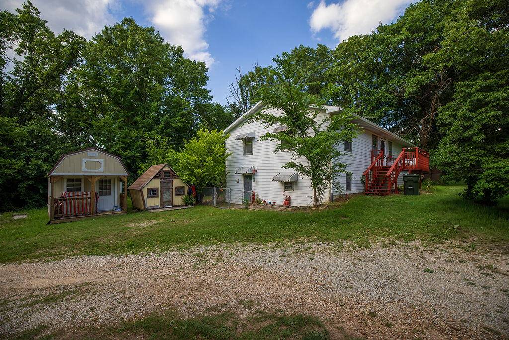 230 E Silver Creek RD, Forsyth, MO 65653