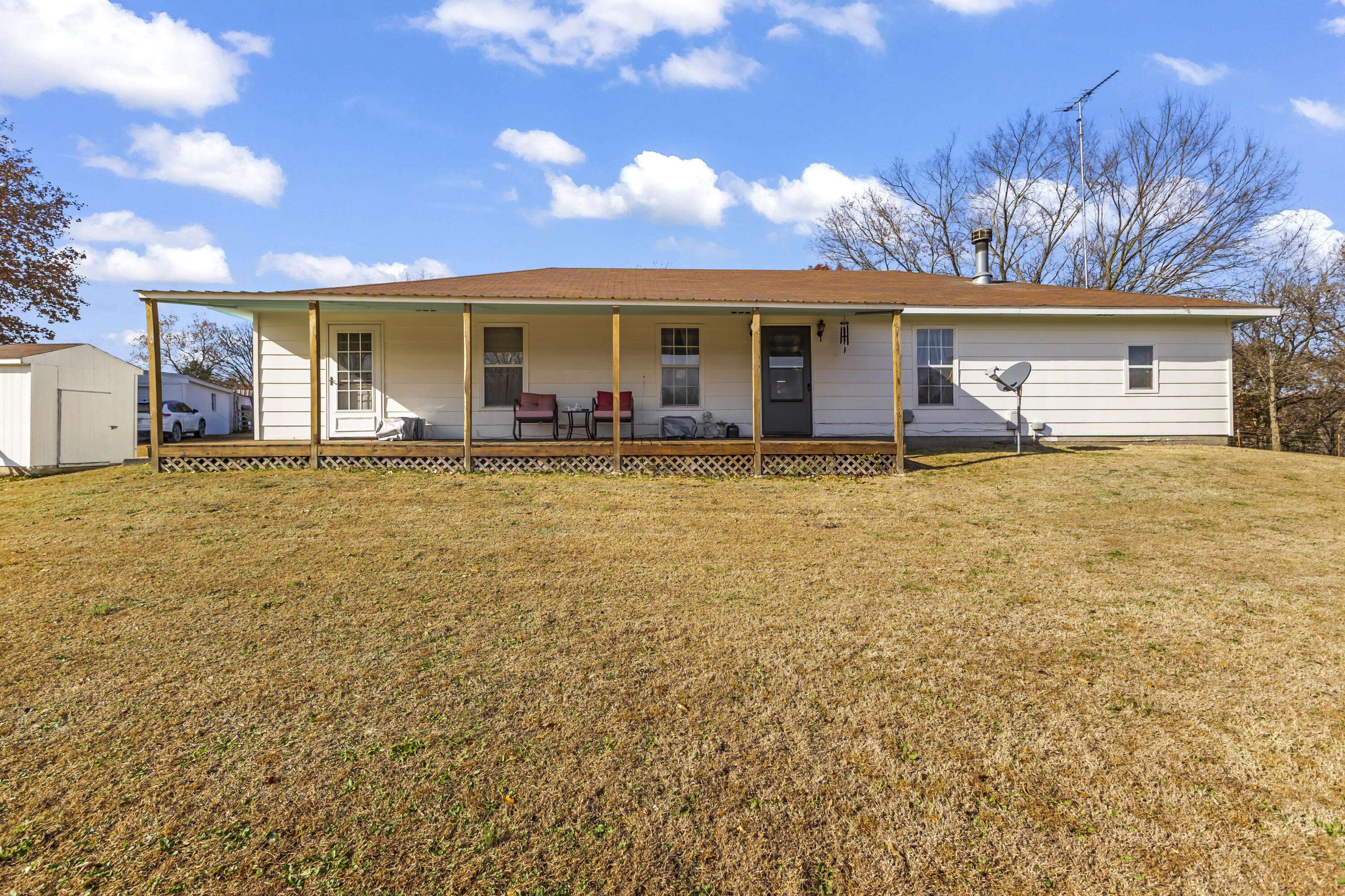 240 S 701 RD, El Dorado Springs, MO 64744