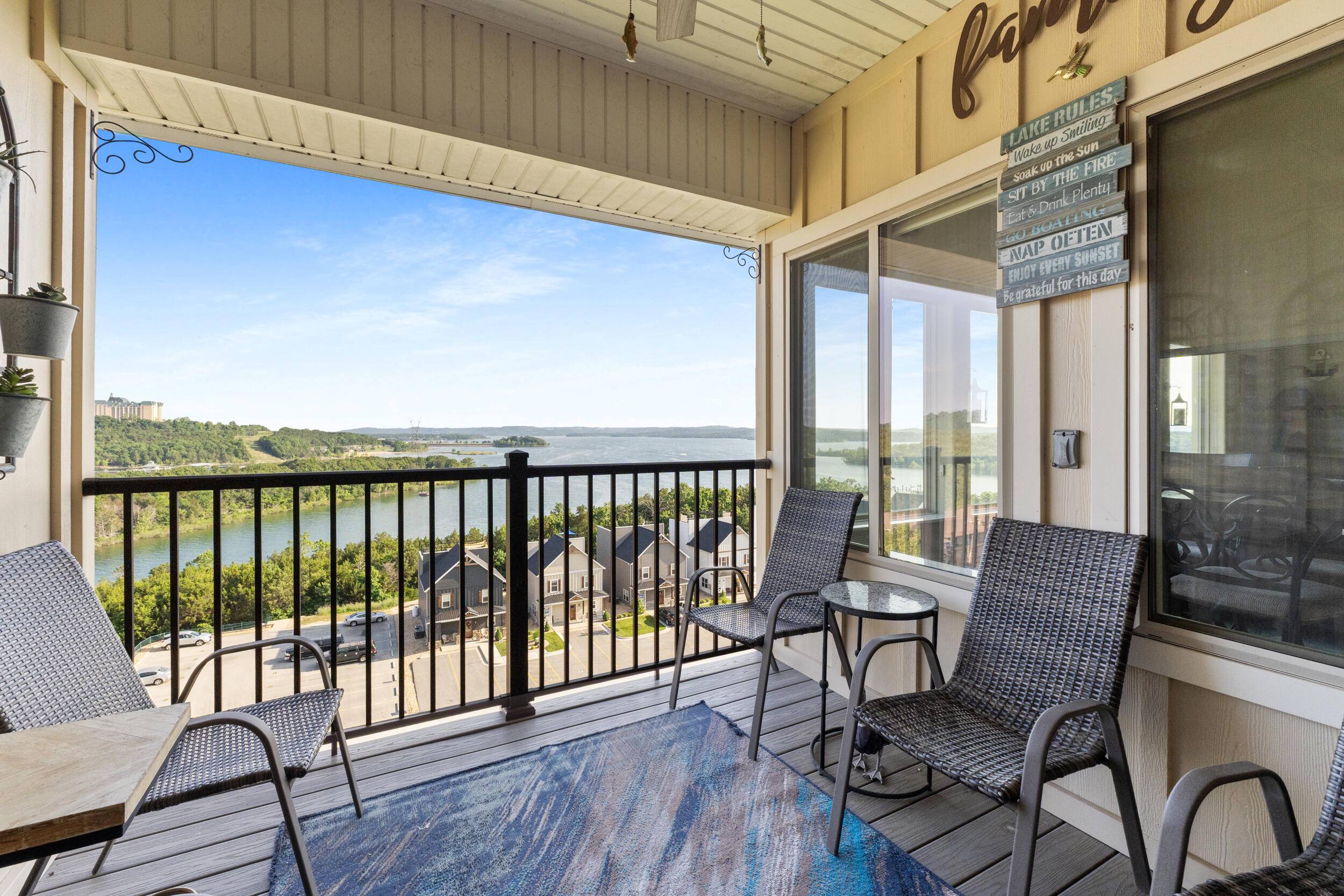 200 Majestic DR #Apt 415, Branson, MO 65616