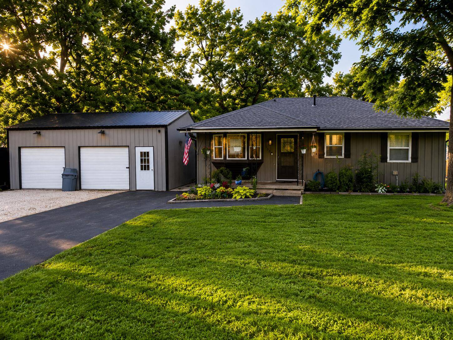 420 S Pear ST, Buffalo, MO 65622